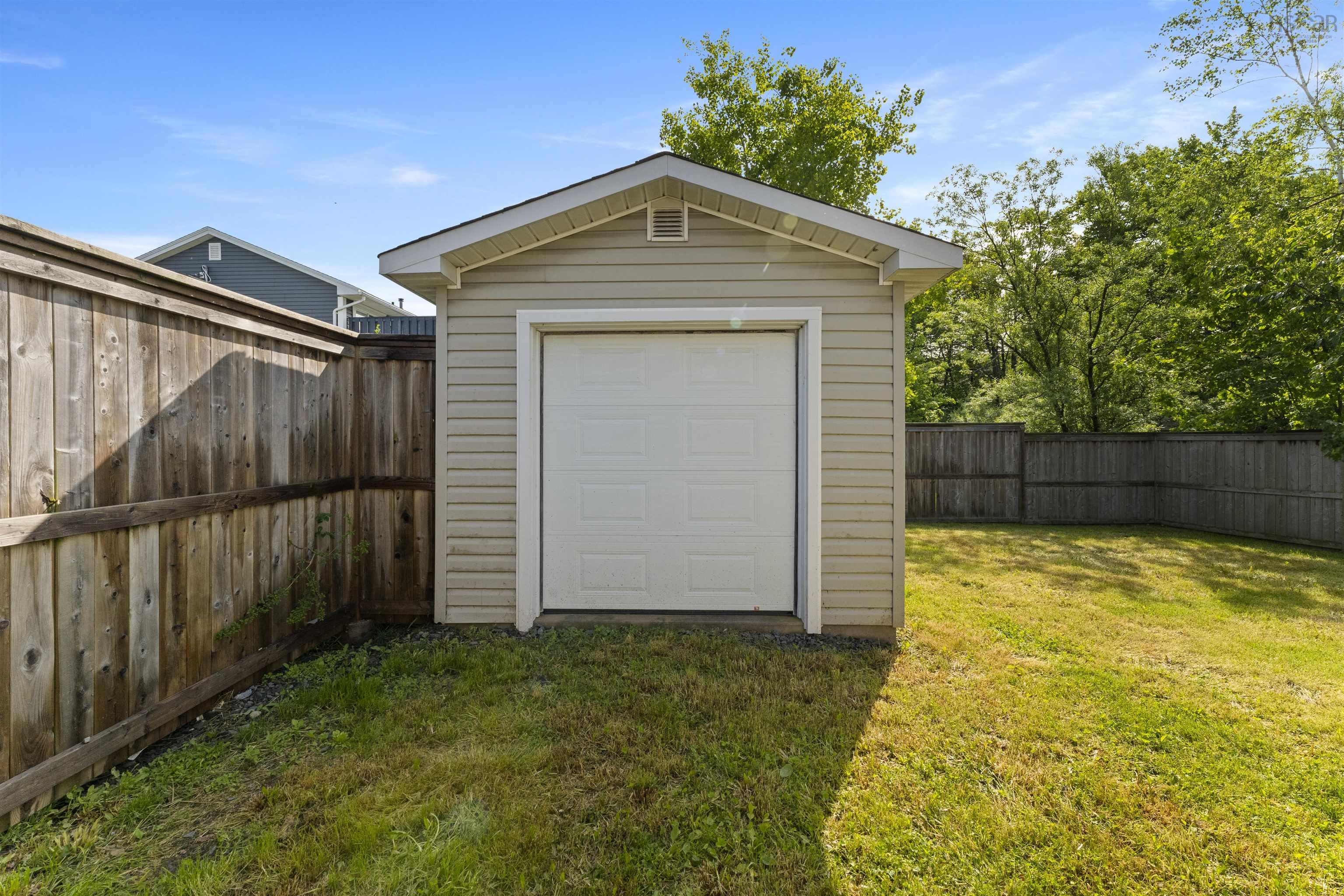 $499,900.00: 662 Caldwell Road, Dartmouth