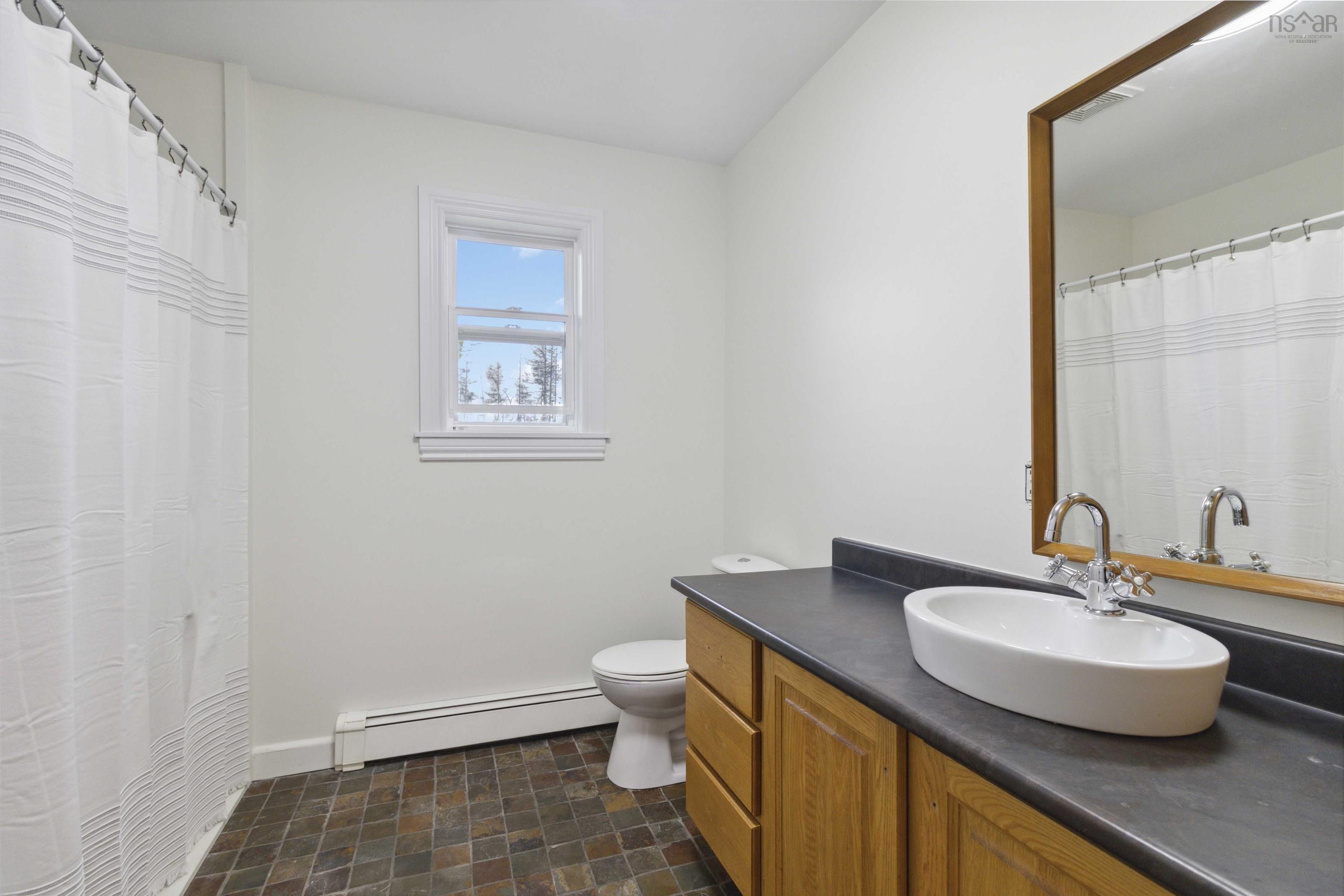 $599,900.00: 20 Kata Court, Hammonds Plains