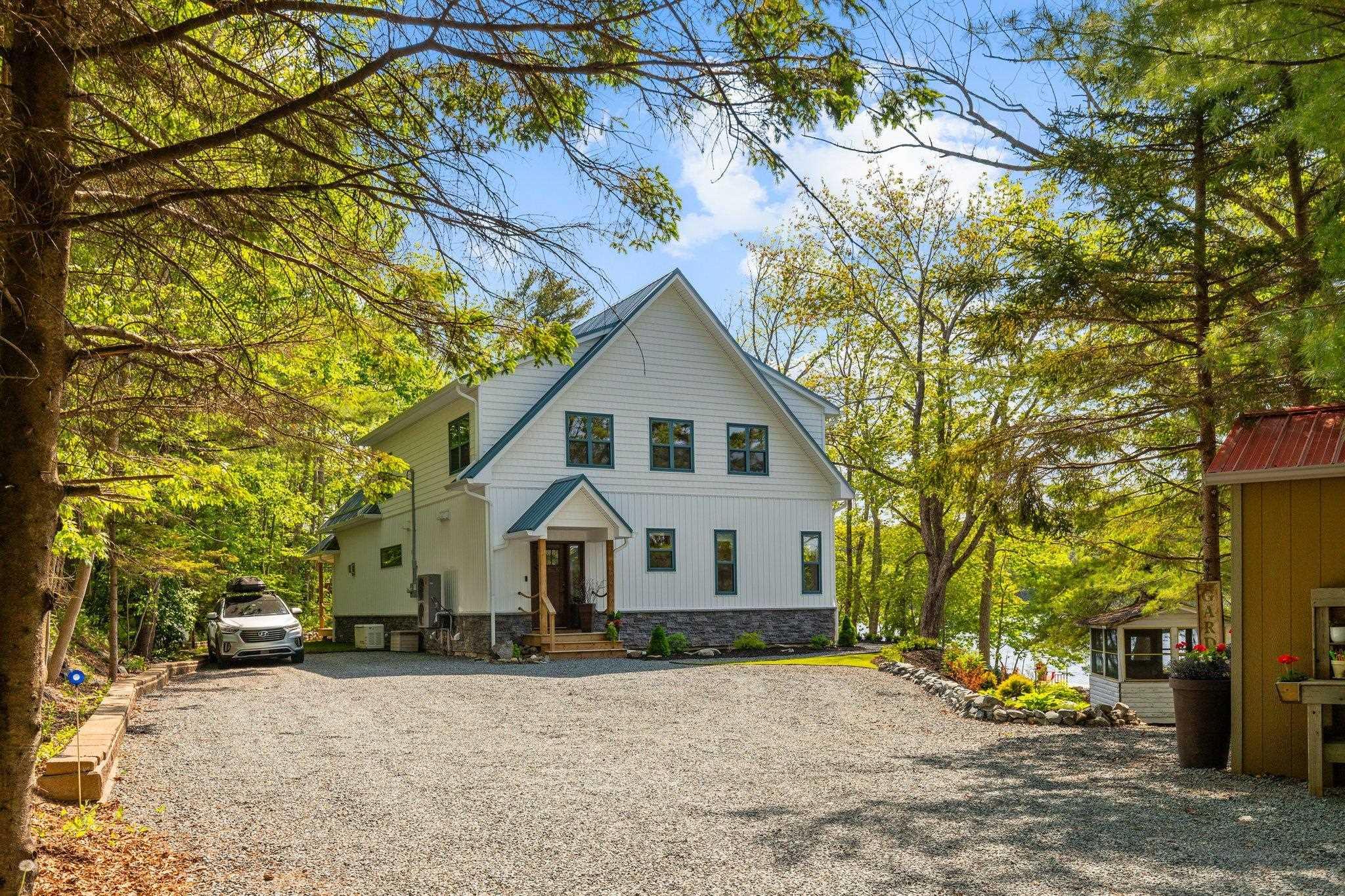 $1,295,000.00: 2881 Highway 2, Fall River