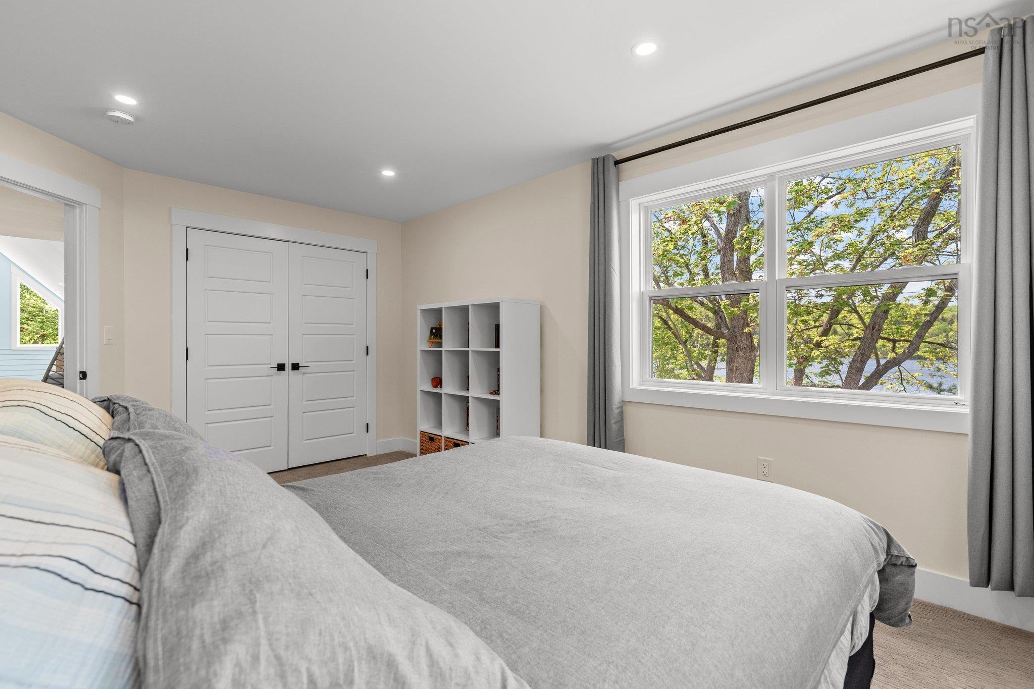 $1,295,000.00: 2881 Highway 2, Fall River