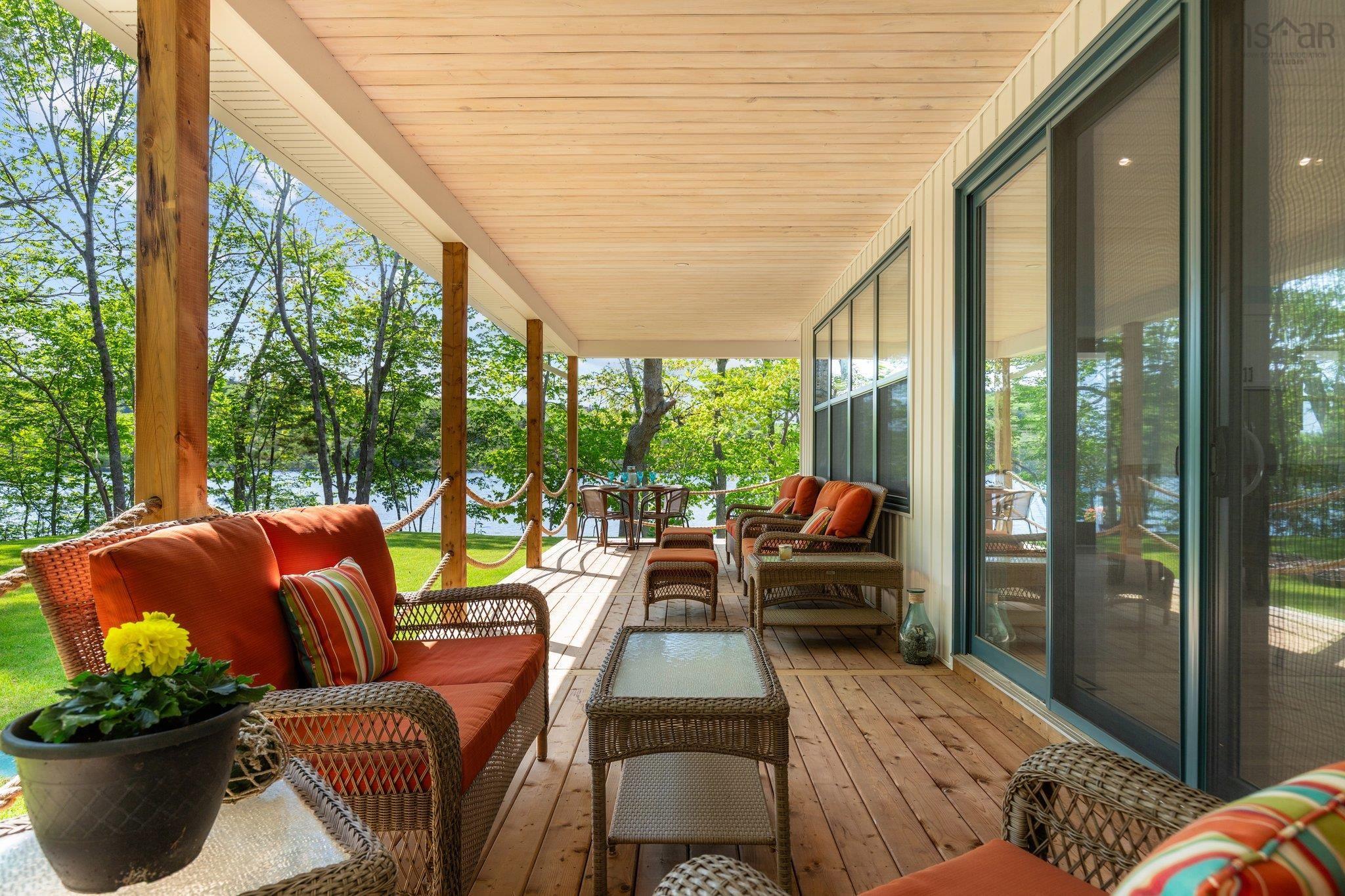 $1,295,000.00: 2881 Highway 2, Fall River