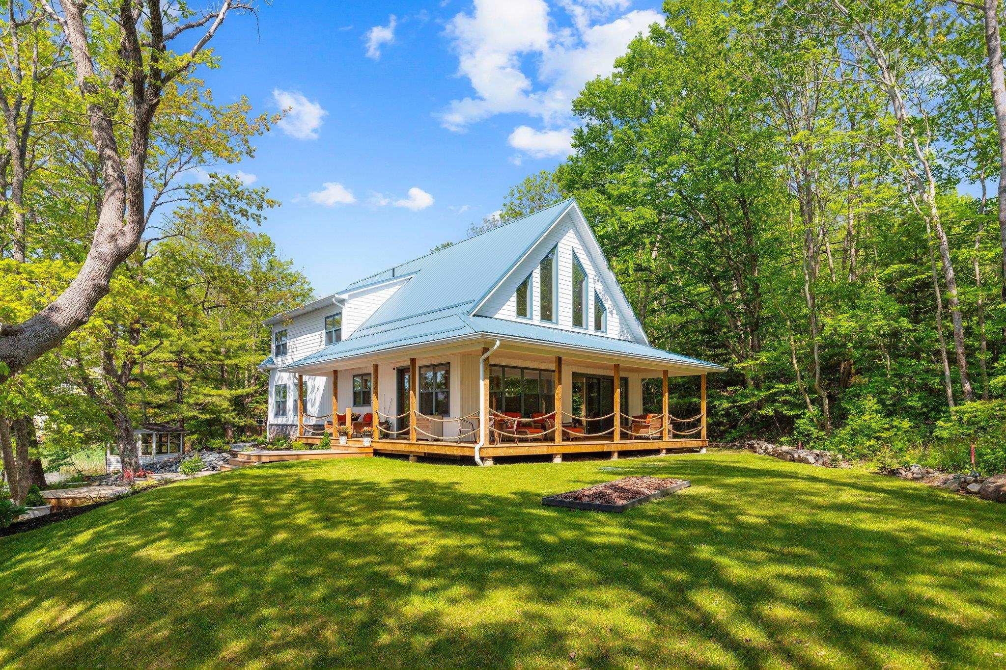 $1,295,000.00: 2881 Highway 2, Fall River