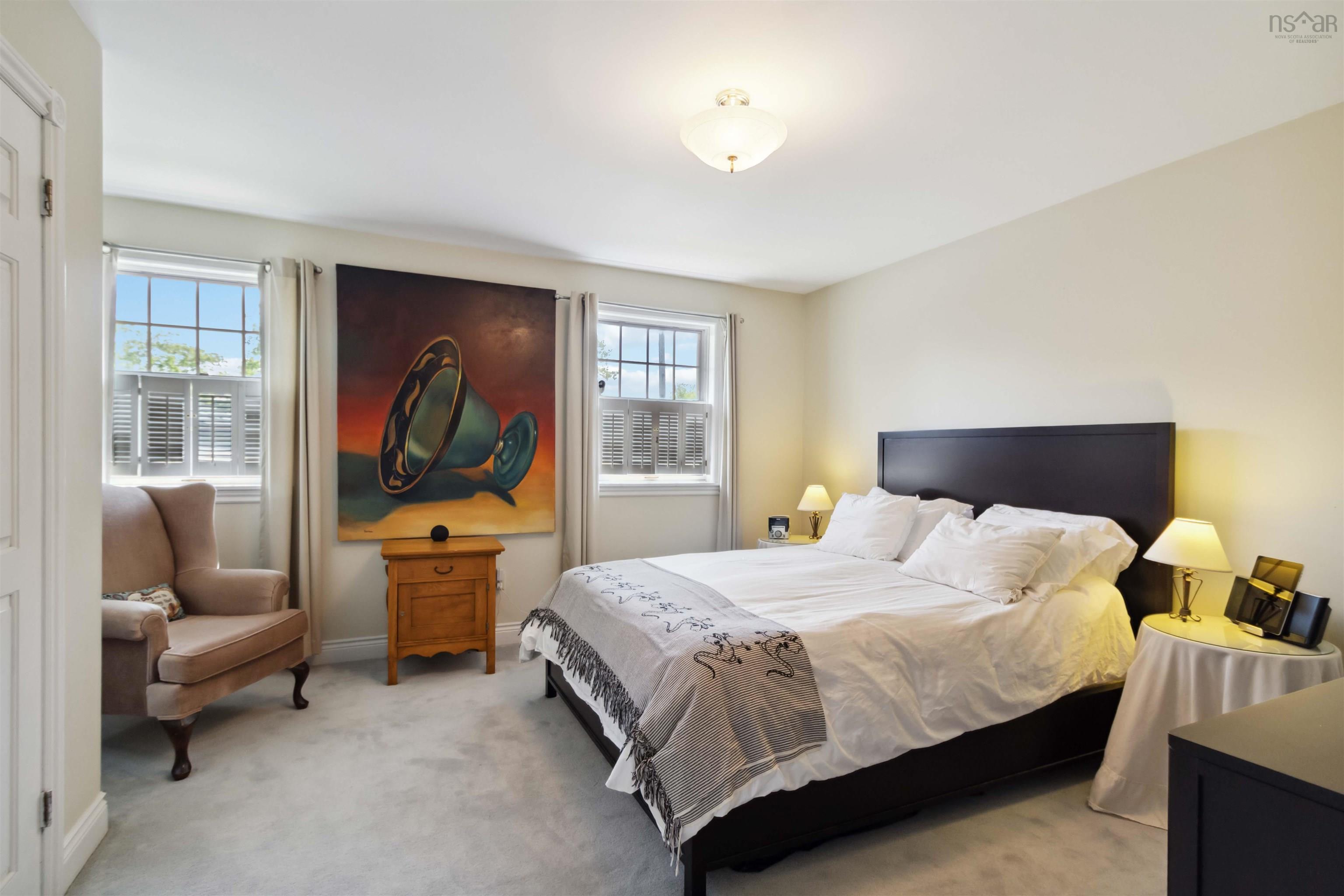 $925,000.00: 8 Litchfield Crescent, Halifax