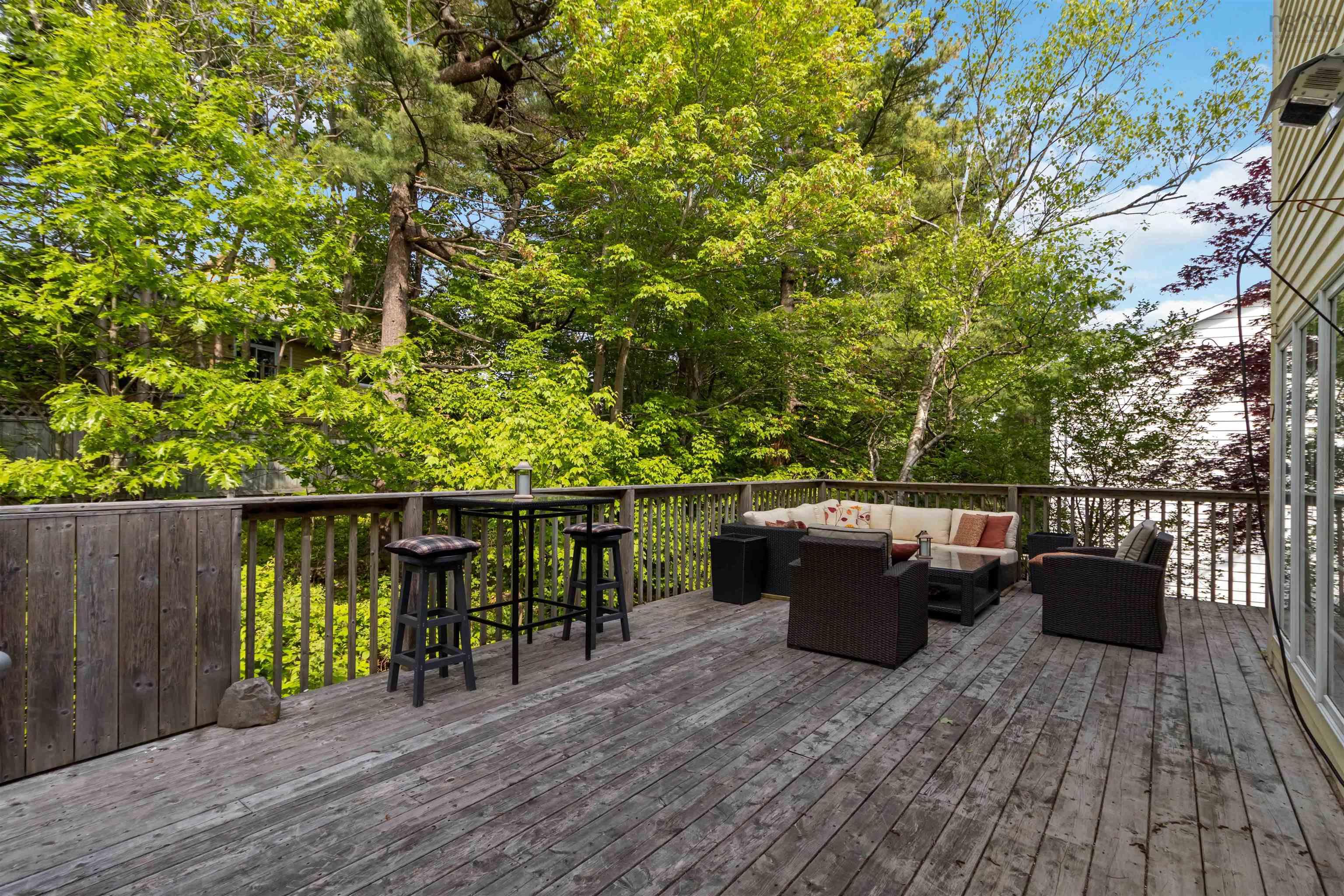 $925,000.00: 8 Litchfield Crescent, Halifax