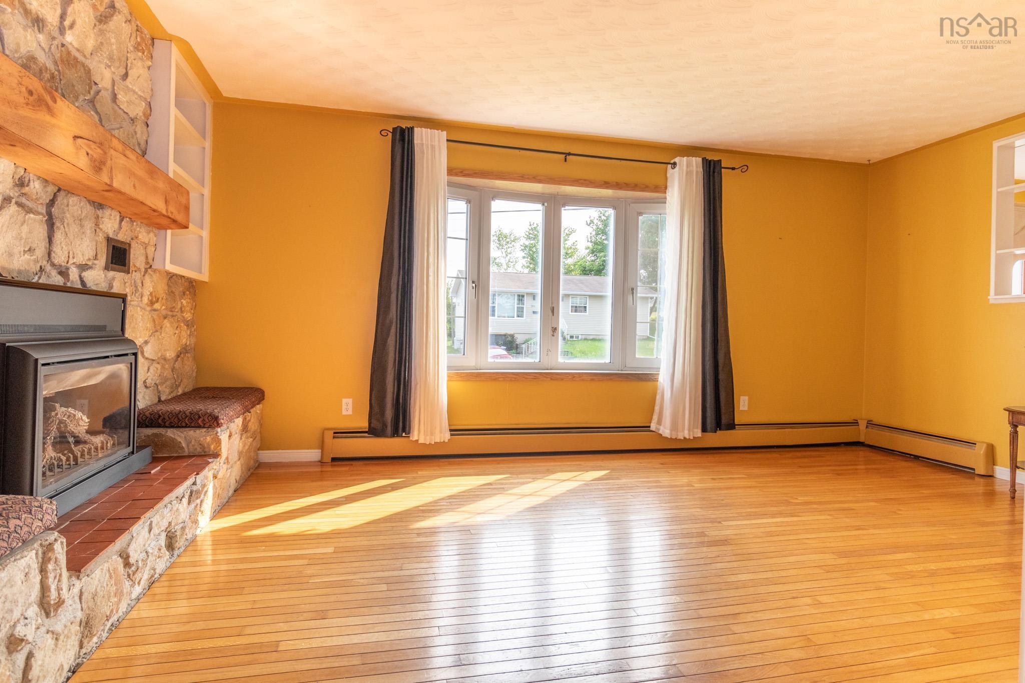 $359,900.00: 202 LEESIDE, Coxheath