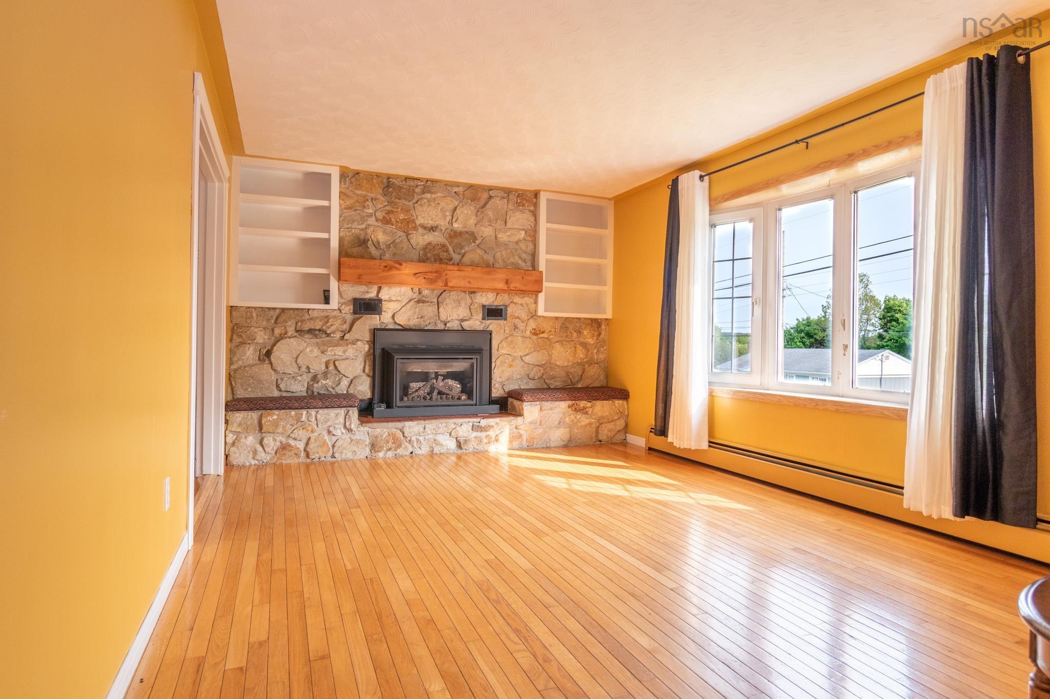 $359,900.00: 202 LEESIDE, Coxheath