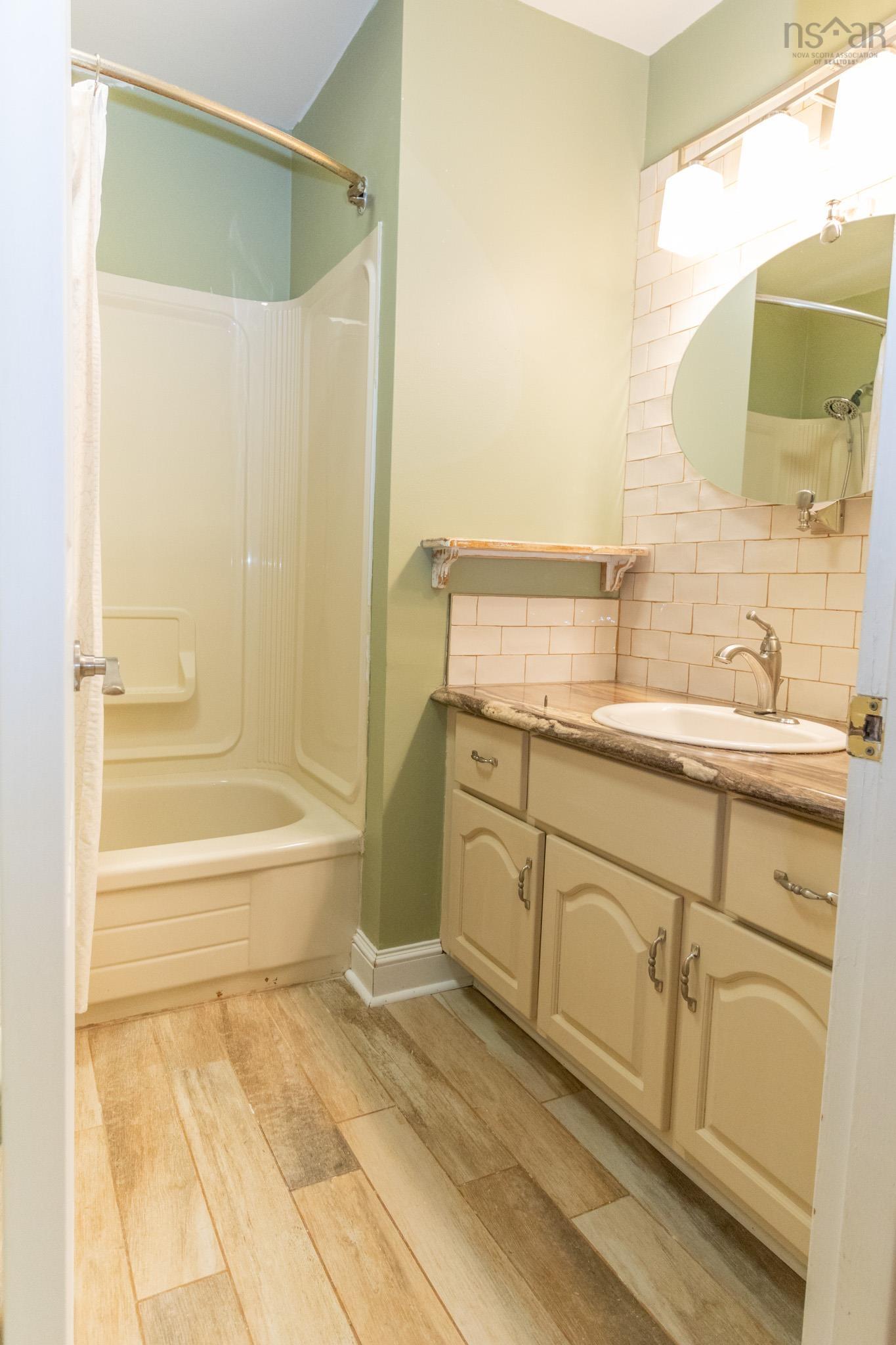 $359,900.00: 202 LEESIDE, Coxheath