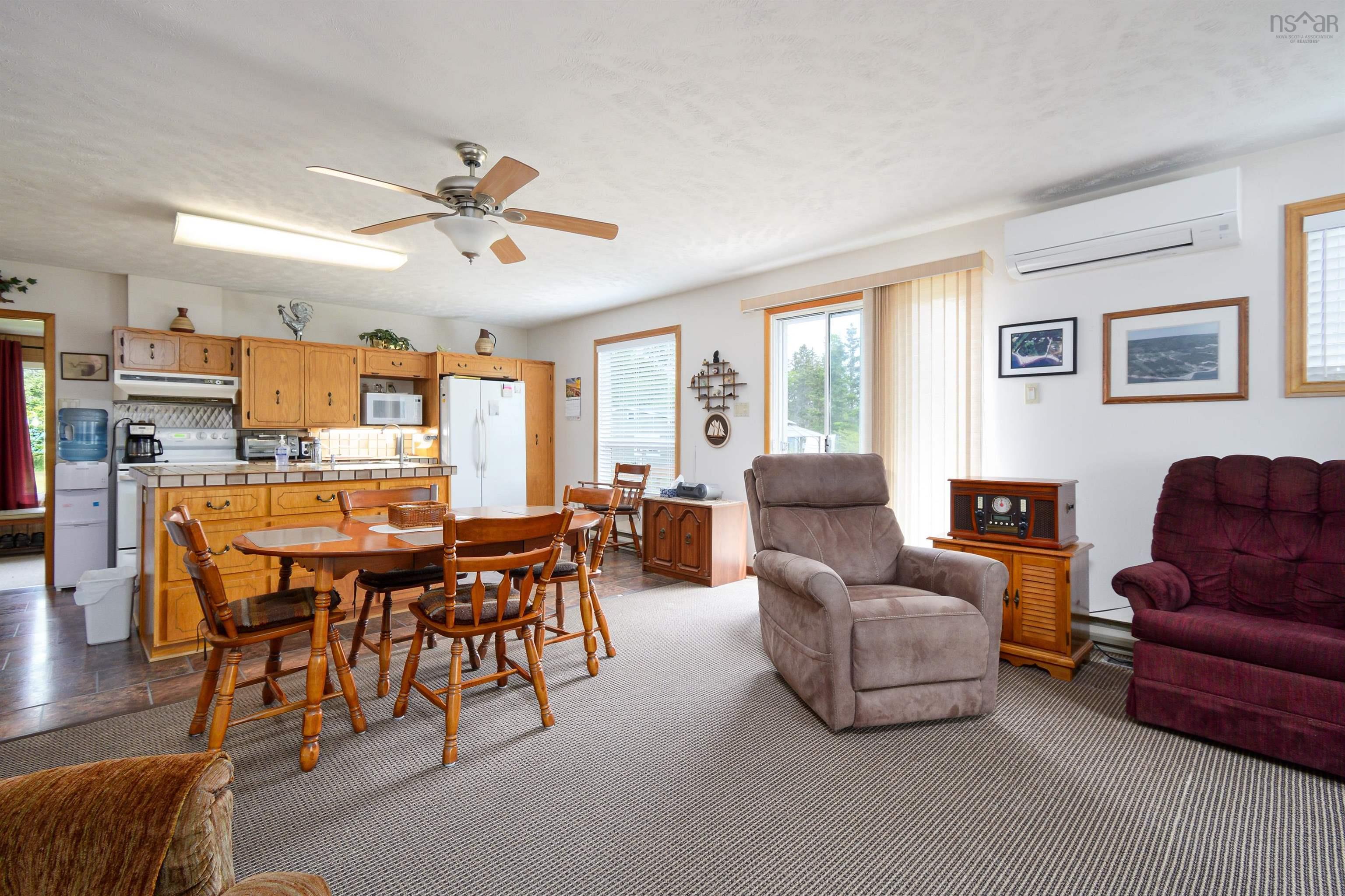 $589,900.00: 100 BARRINGTON LANE, North Side East Bay