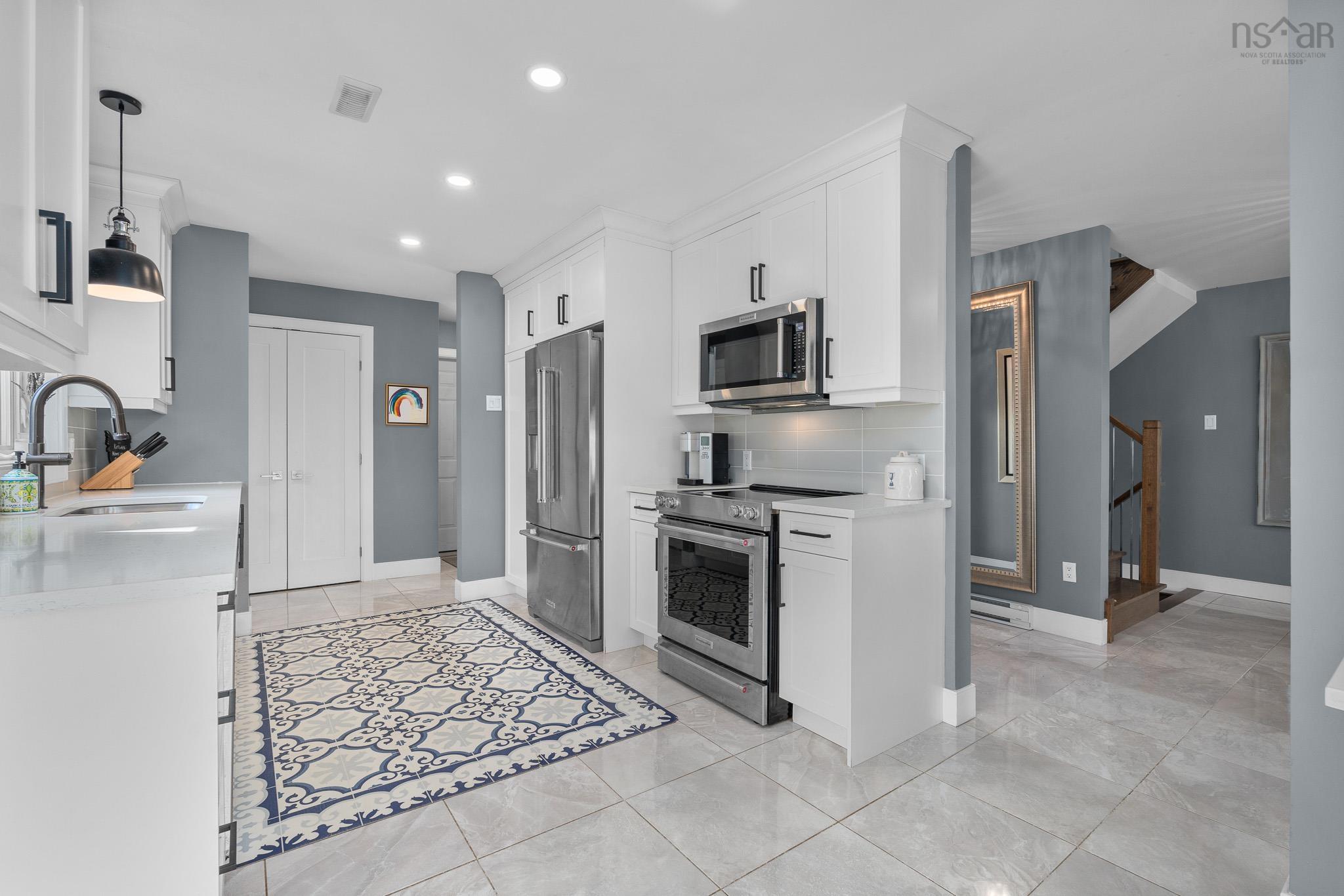 $1,200,000.00: 51 Eagle Point Drive, Windsor Junction