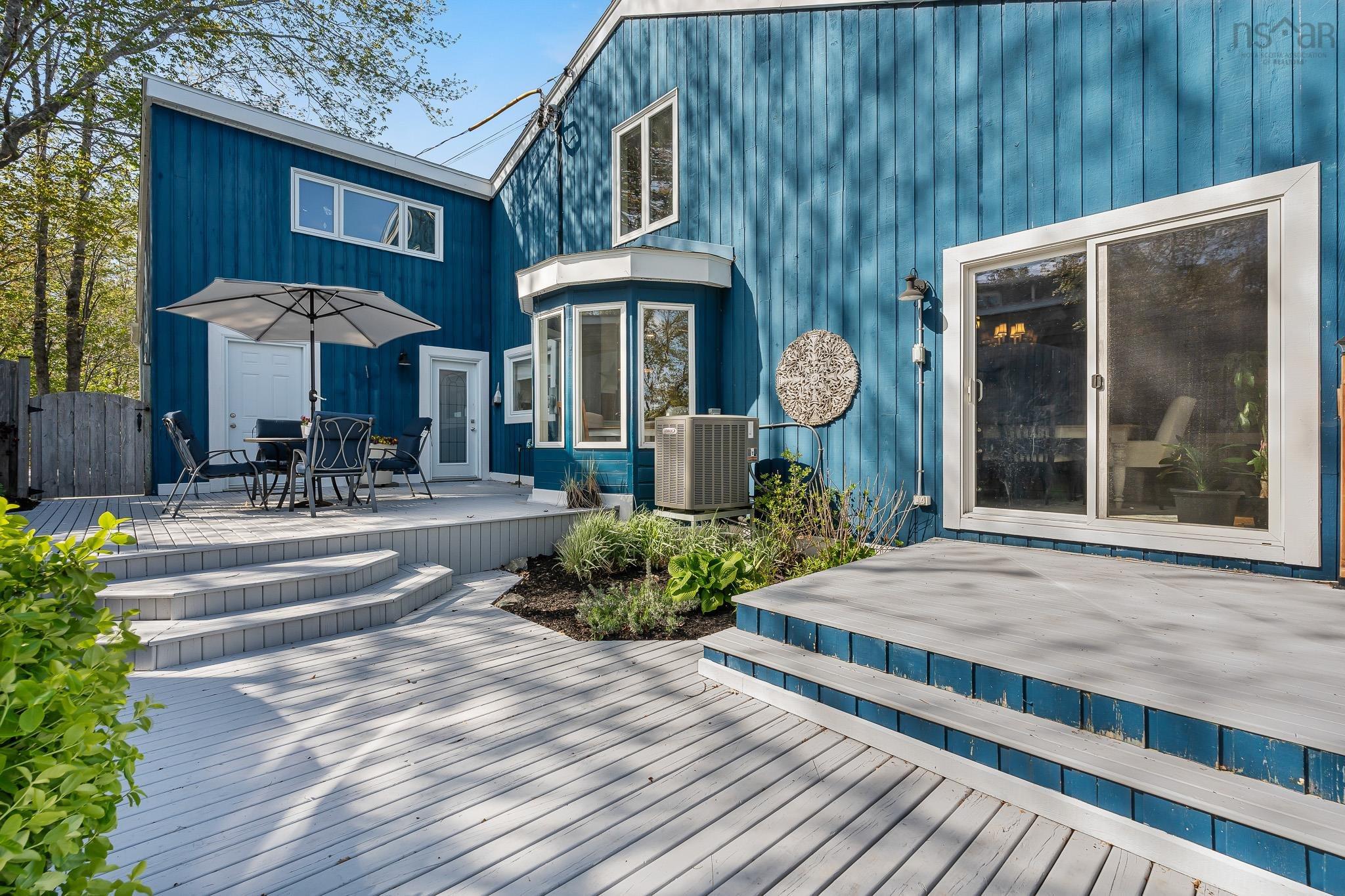 $1,200,000.00: 51 Eagle Point Drive, Windsor Junction