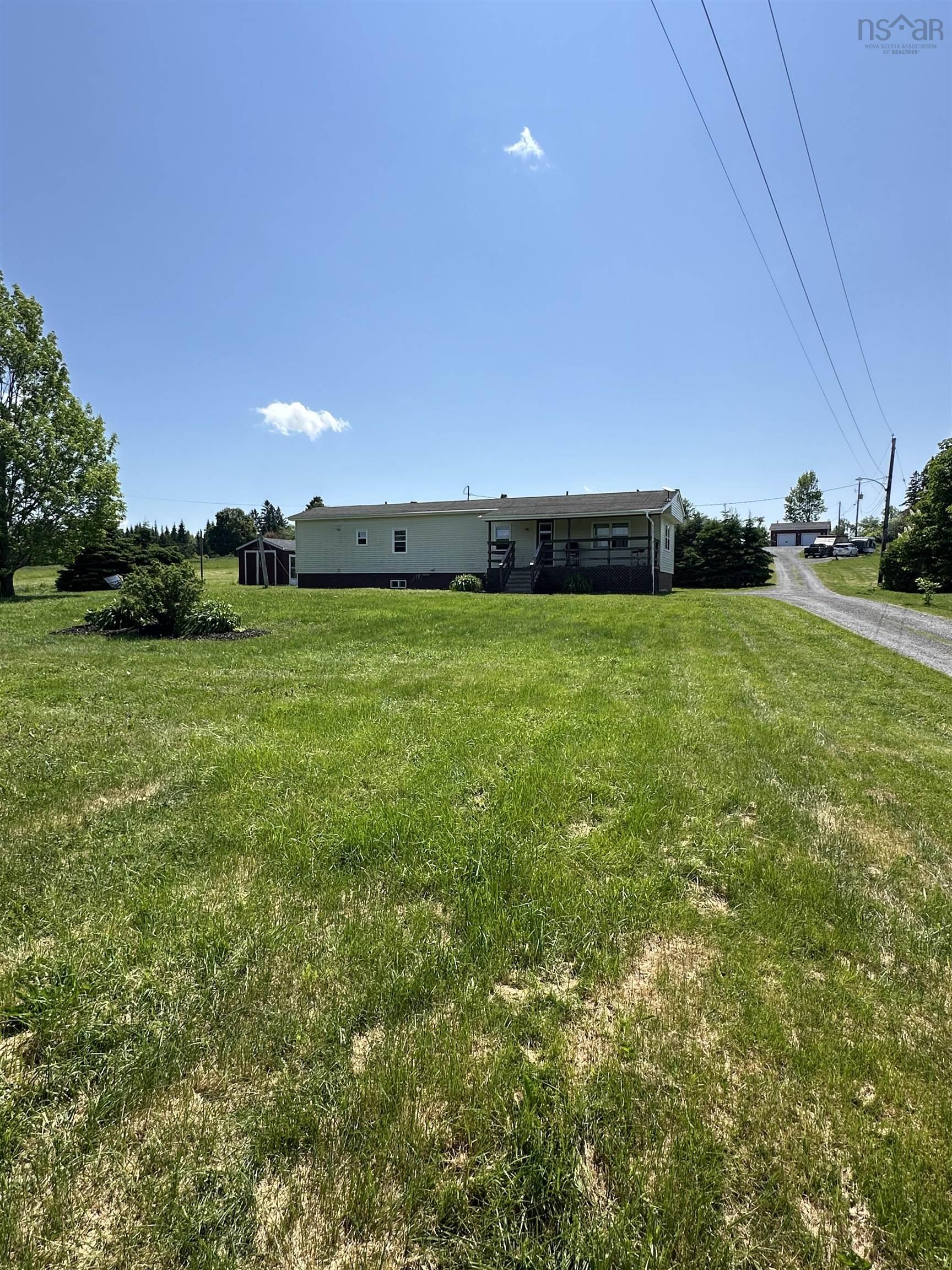 $235,900.00: 2611 Antigonish Guysborough Road, Marydale