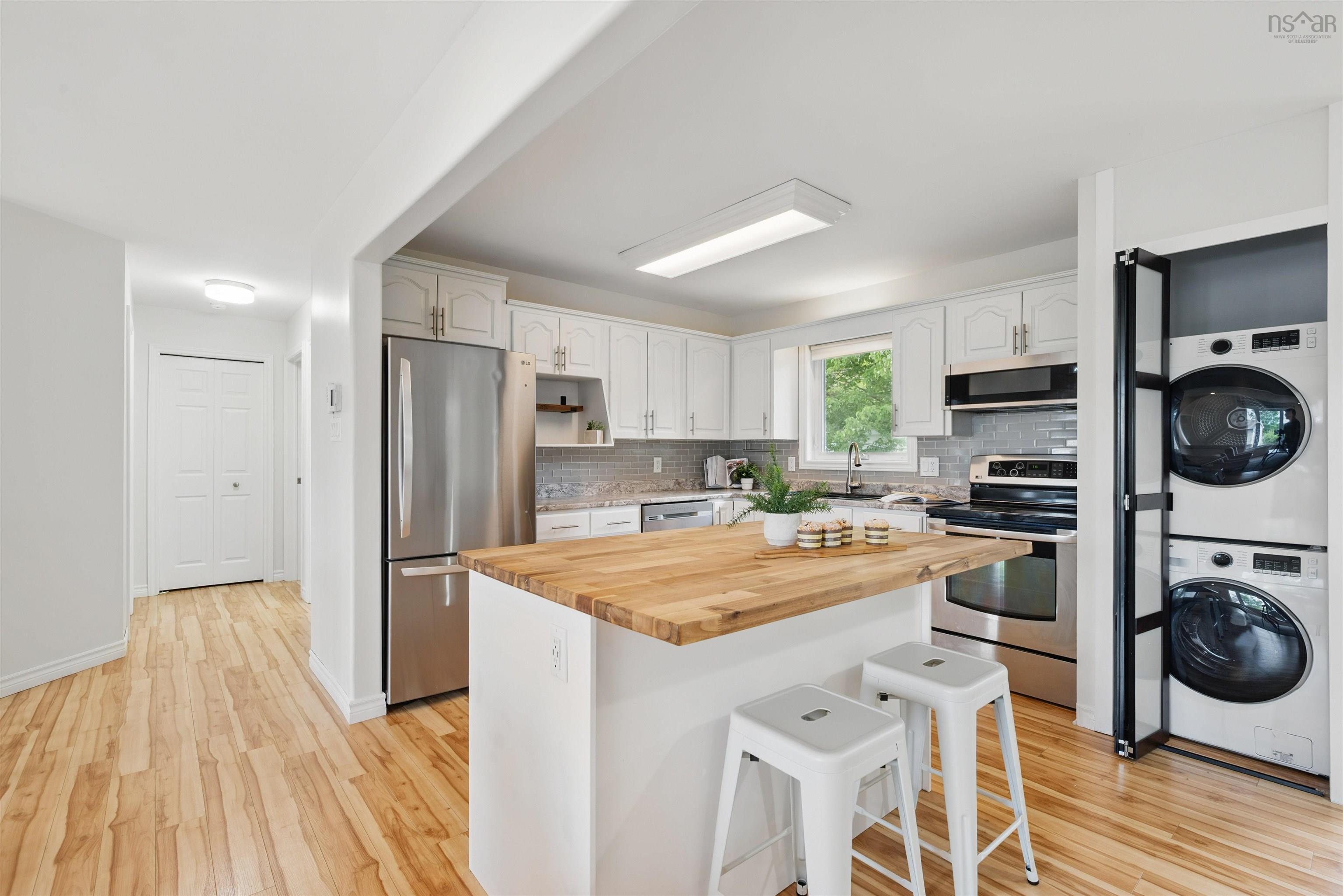 $585,000.00: 10 Barque Court, Middle Sackville