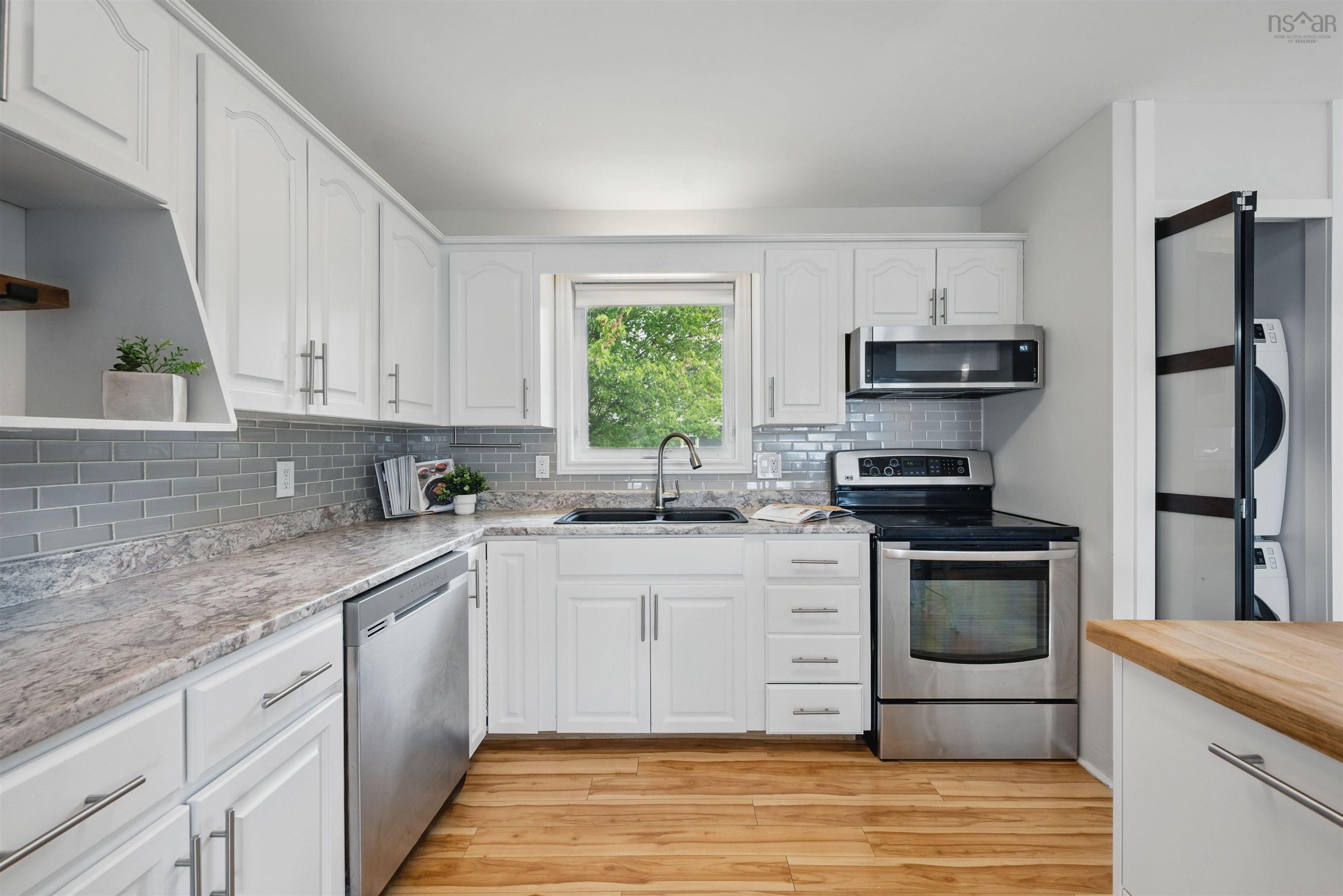$585,000.00: 10 Barque Court, Middle Sackville