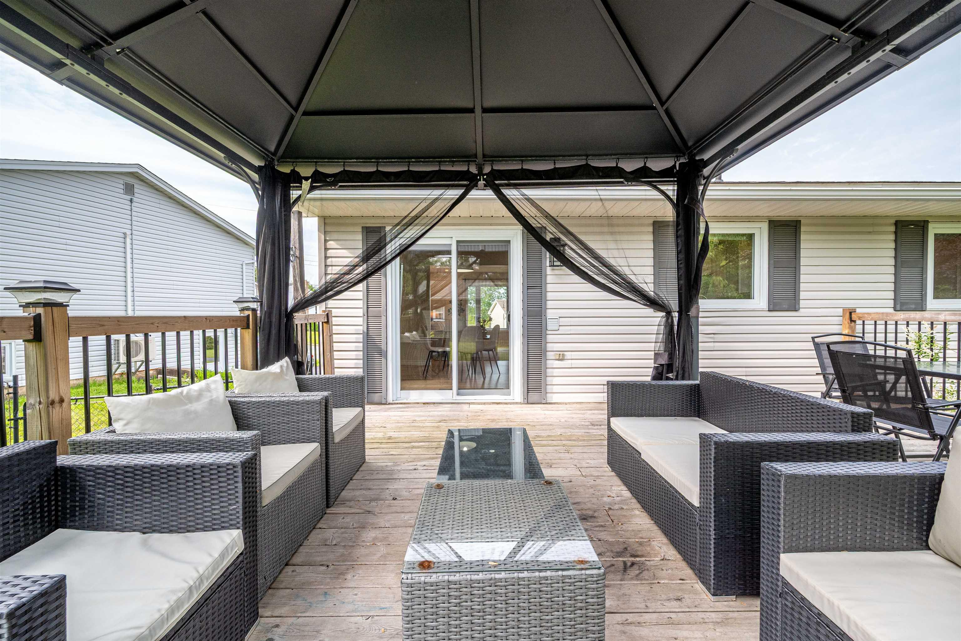 $585,000.00: 10 Barque Court, Middle Sackville
