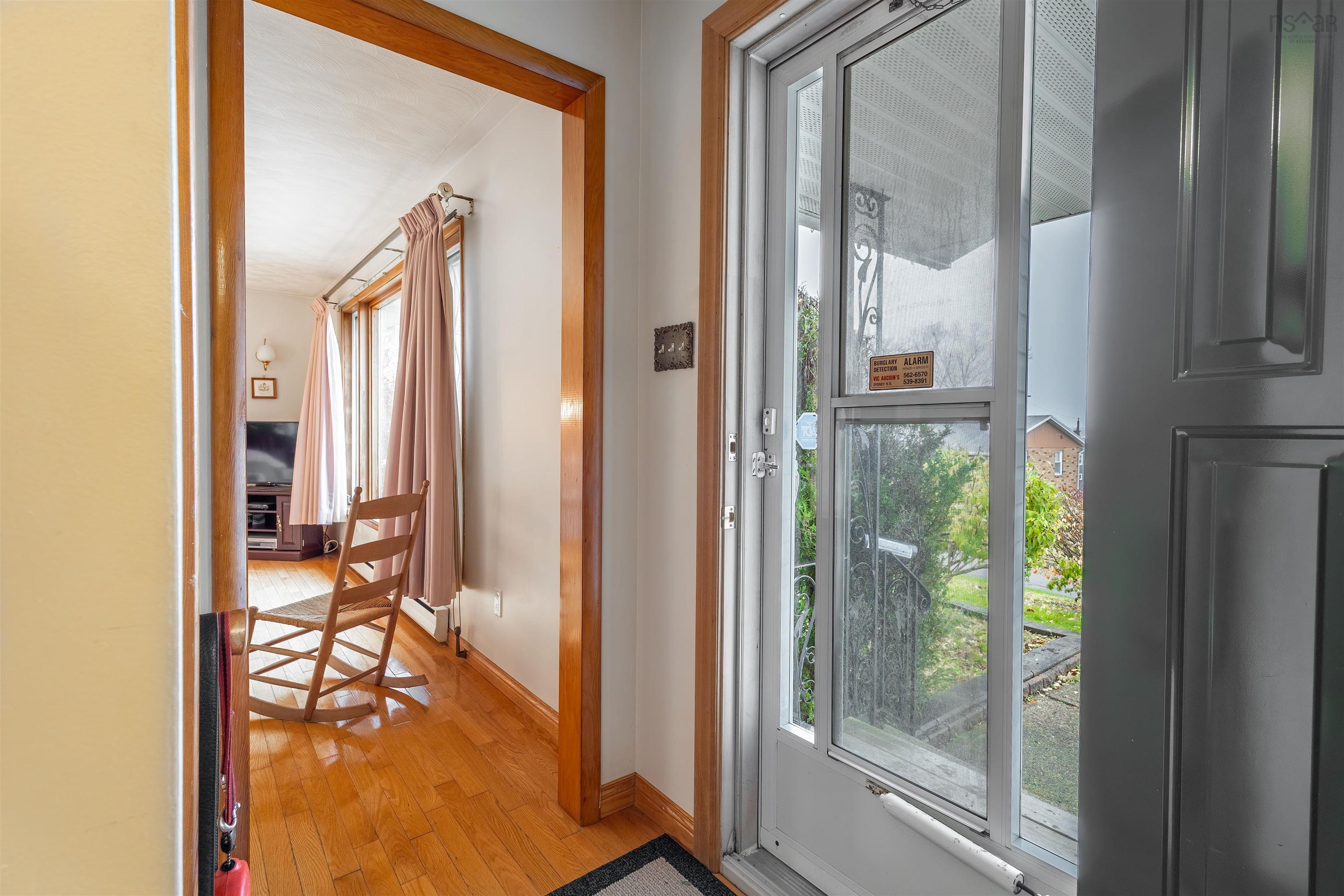 $299,900.00: 55 Beechwood Crescent, Sydney