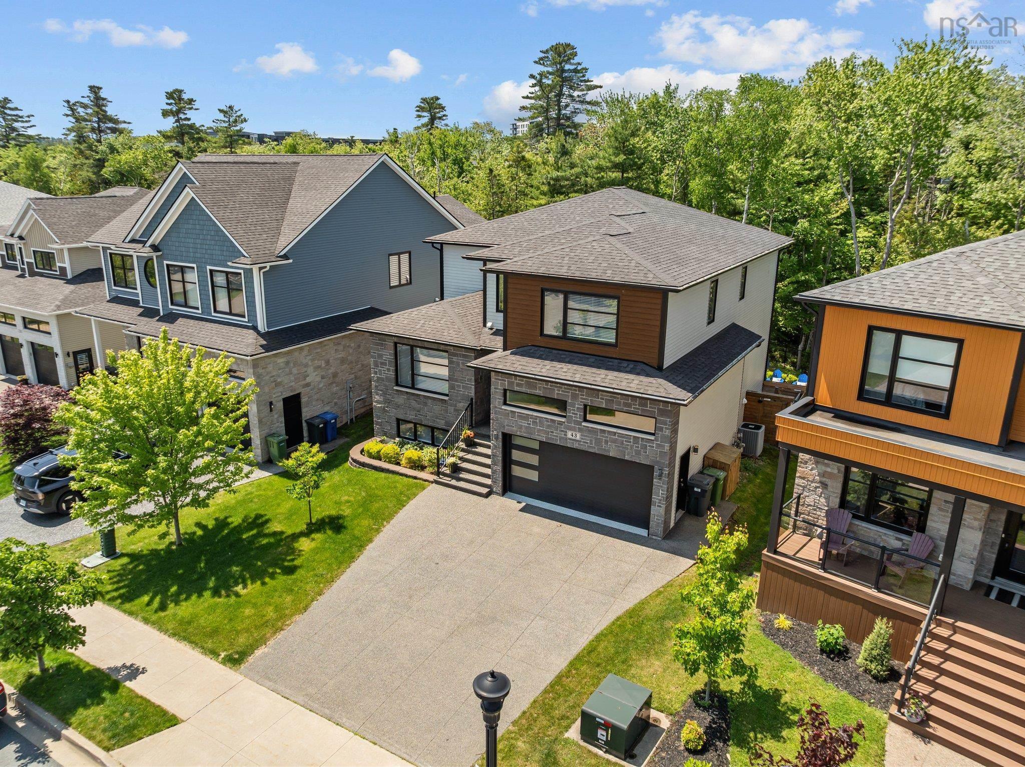 43 Crownridge Drive, Bedford, NS (MLS 202514528)