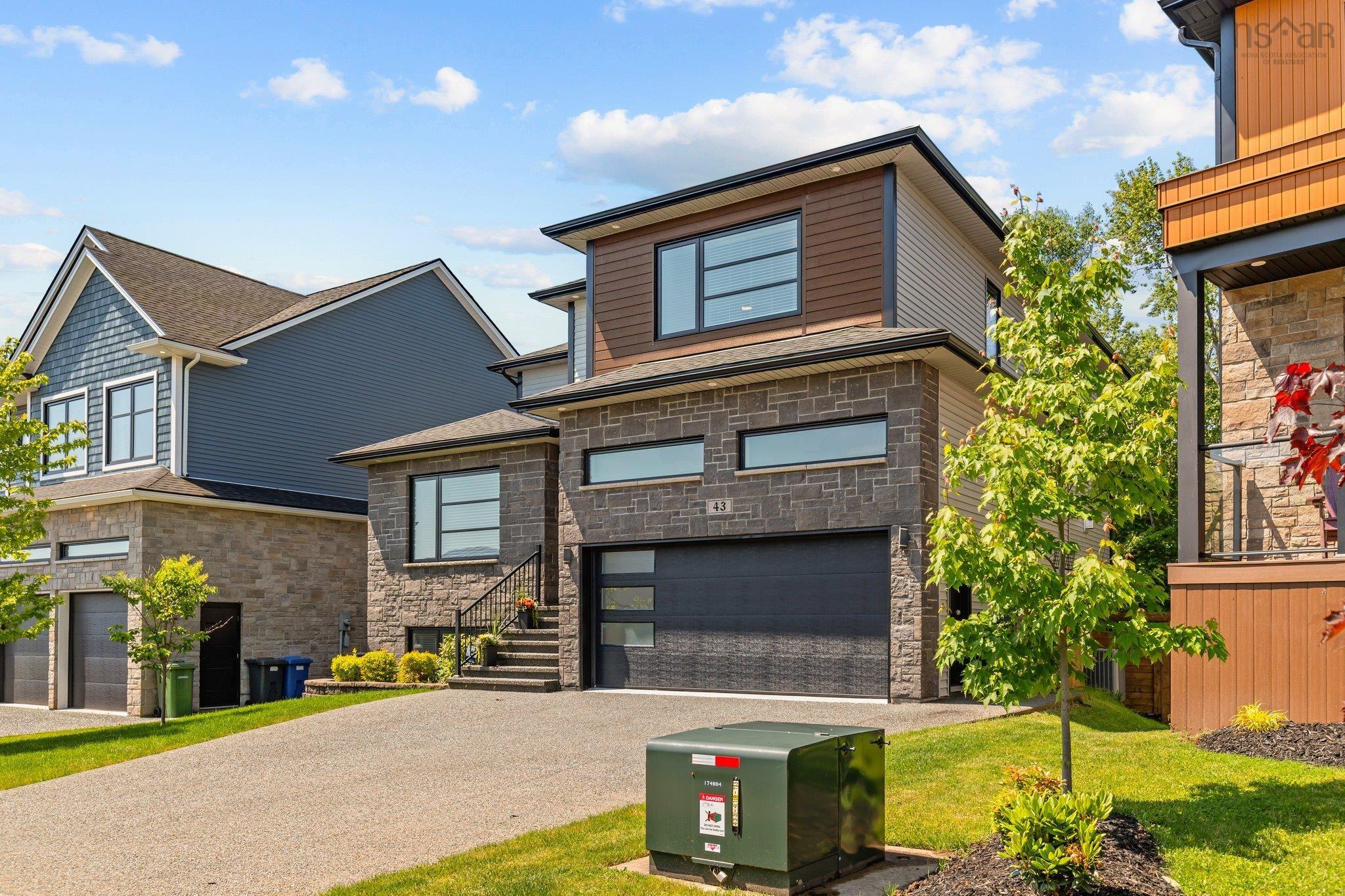 43 Crownridge Drive, Bedford, NS (MLS 202514528)