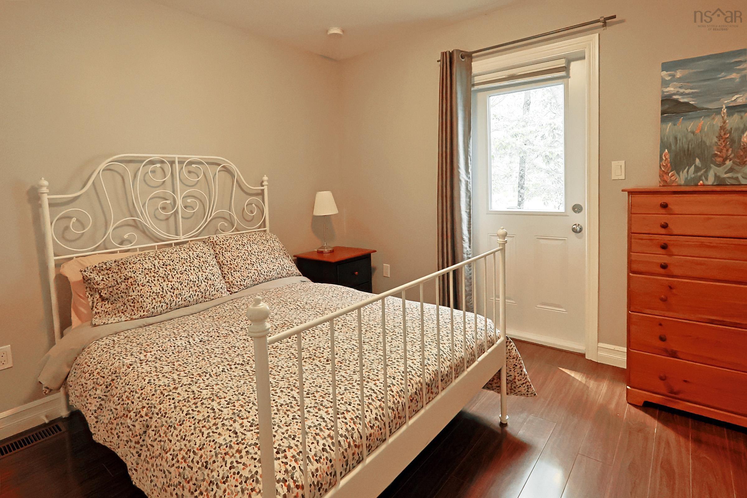 $419,000.00: 10 Spur Street, Mahone Bay