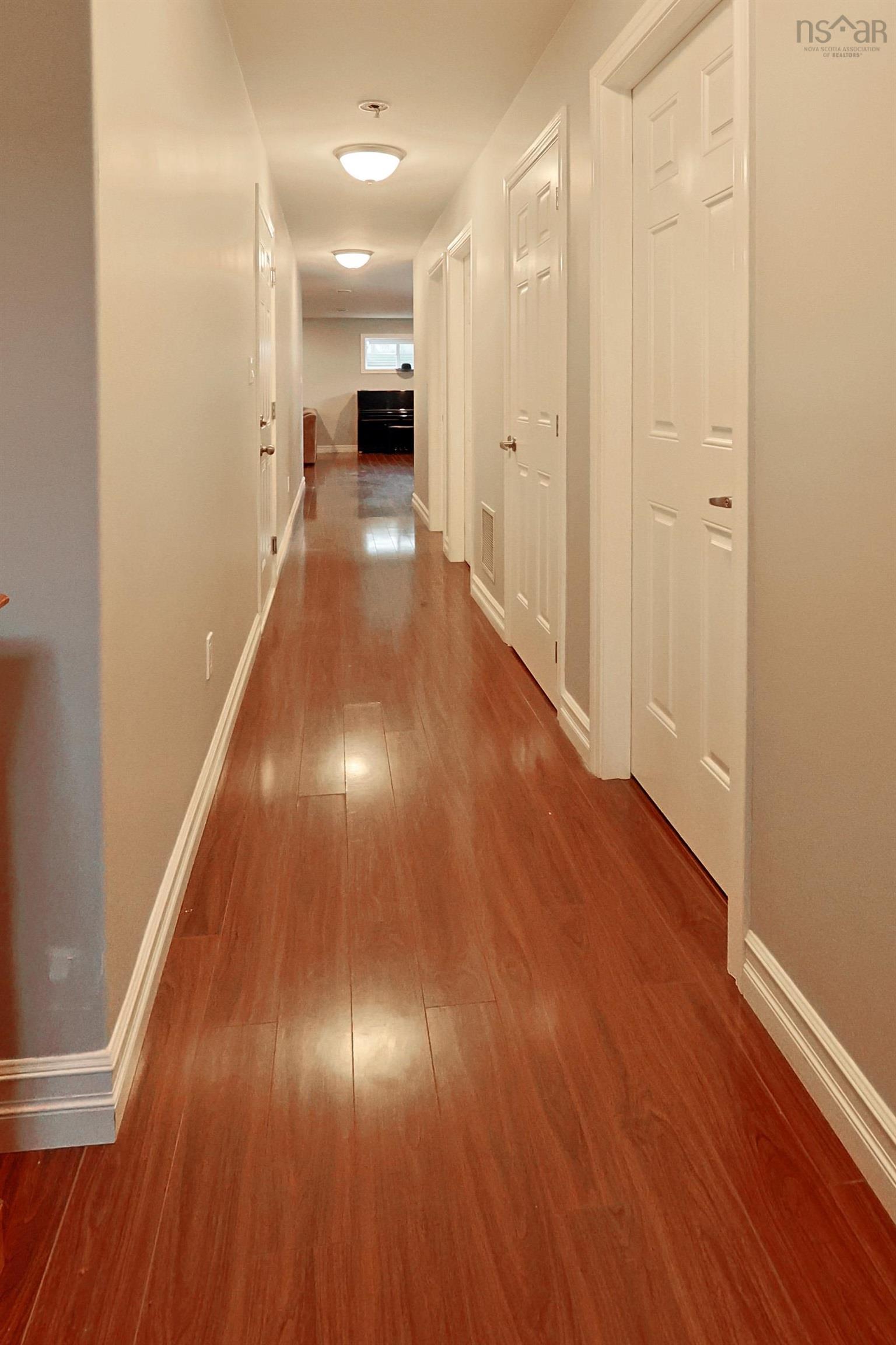 $419,000.00: 10 Spur Street, Mahone Bay