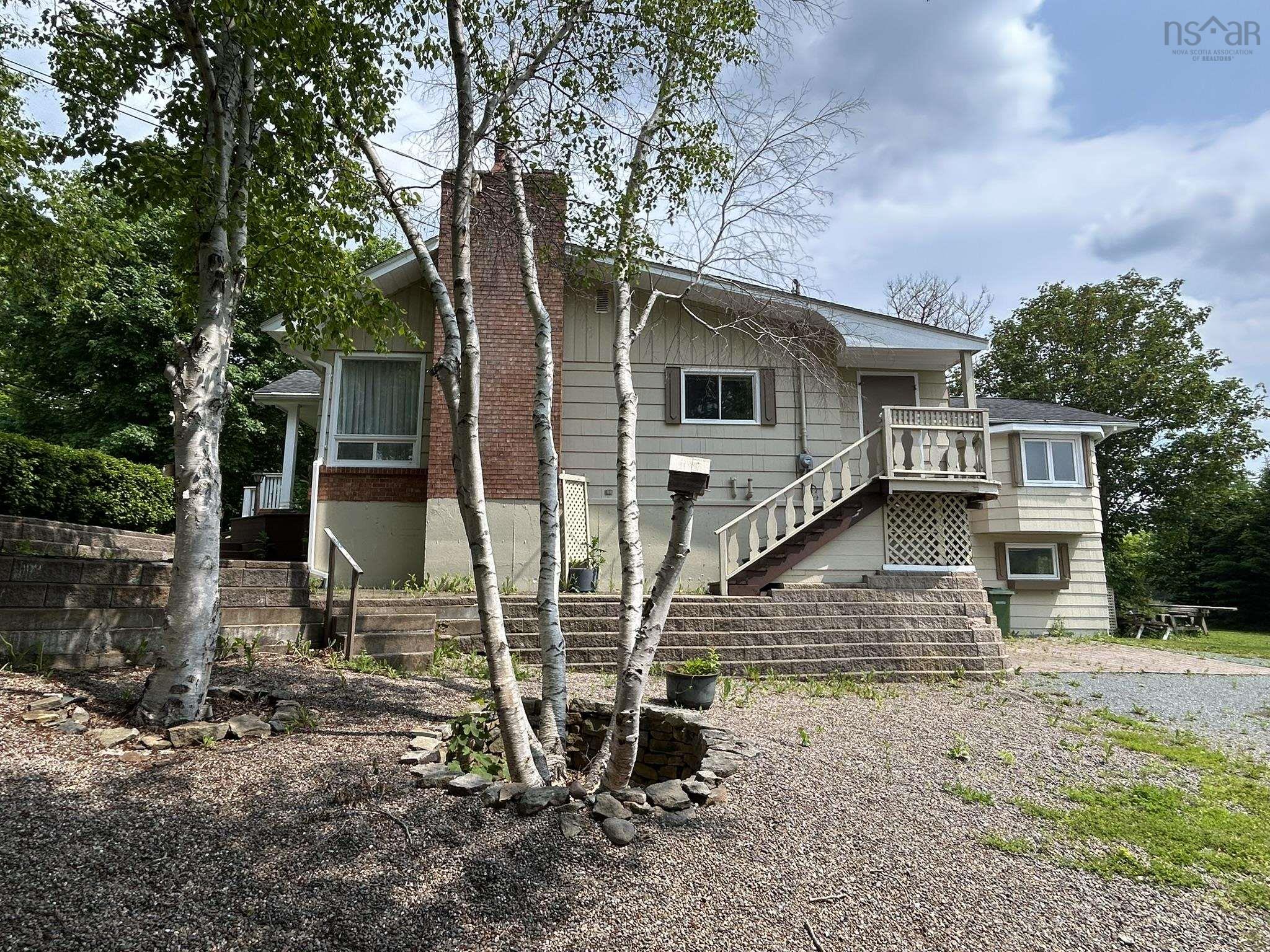 $449,000.00: 165 Avon Street, Hants Border