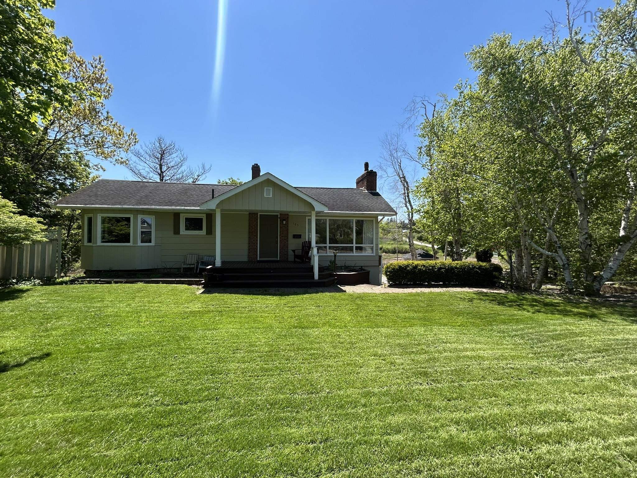 $449,000.00: 165 Avon Street, Hants Border