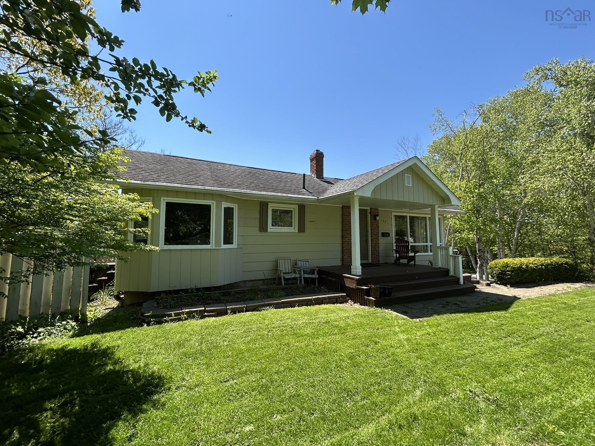 $449,000.00: 165 Avon Street, Hants Border