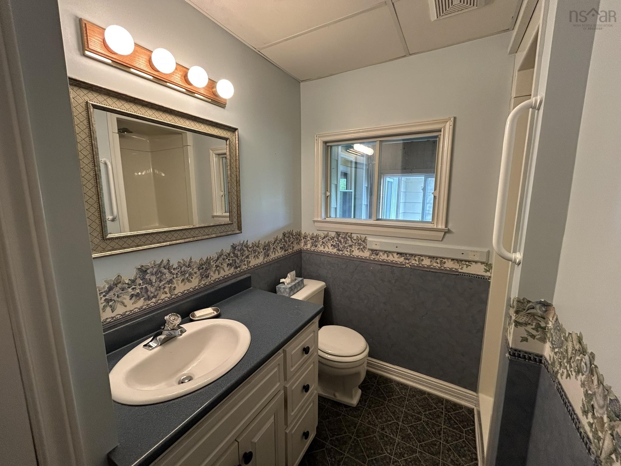 $449,000.00: 165 Avon Street, Hants Border