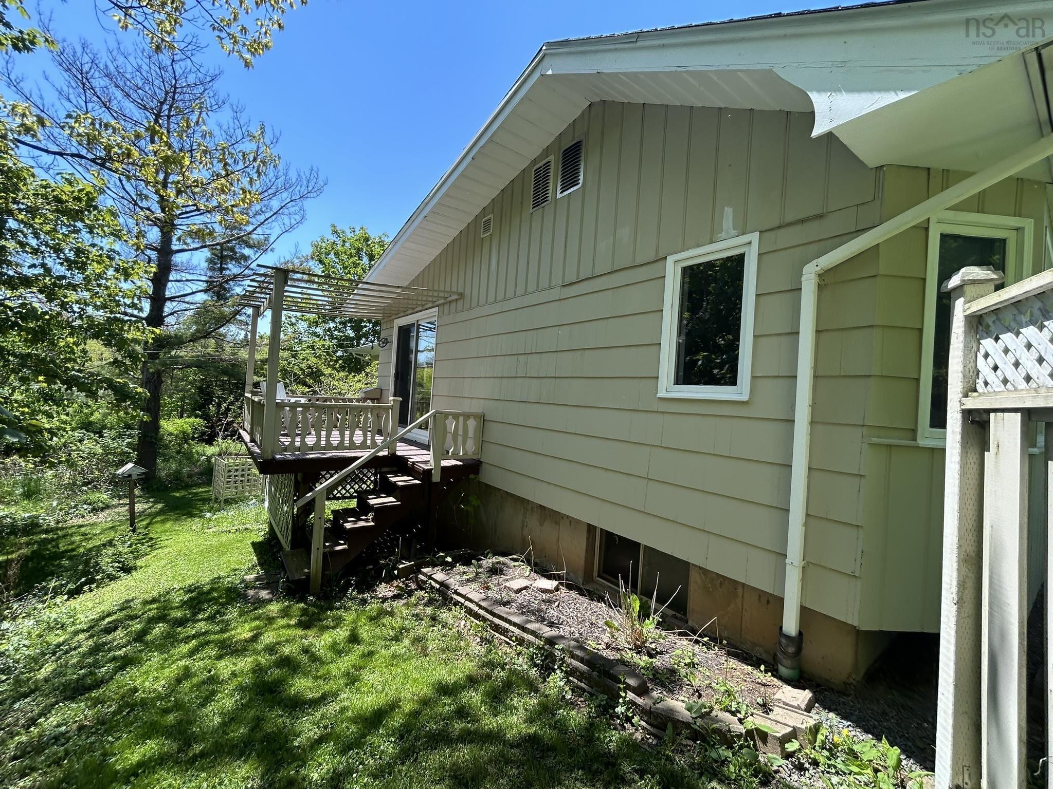 $449,000.00: 165 Avon Street, Hants Border