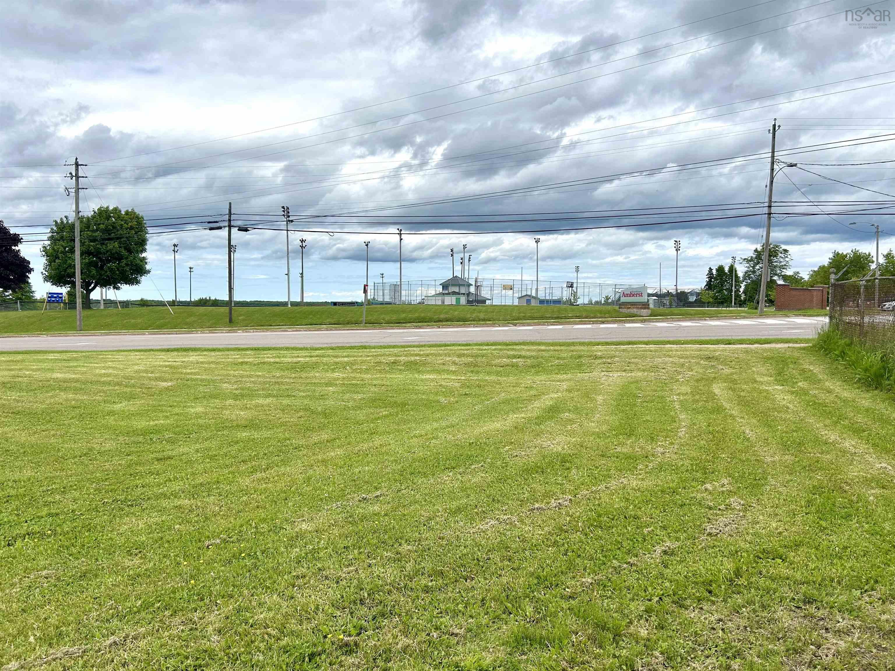 $24,900.00: 70 Lower LaPlanche Street, Amherst