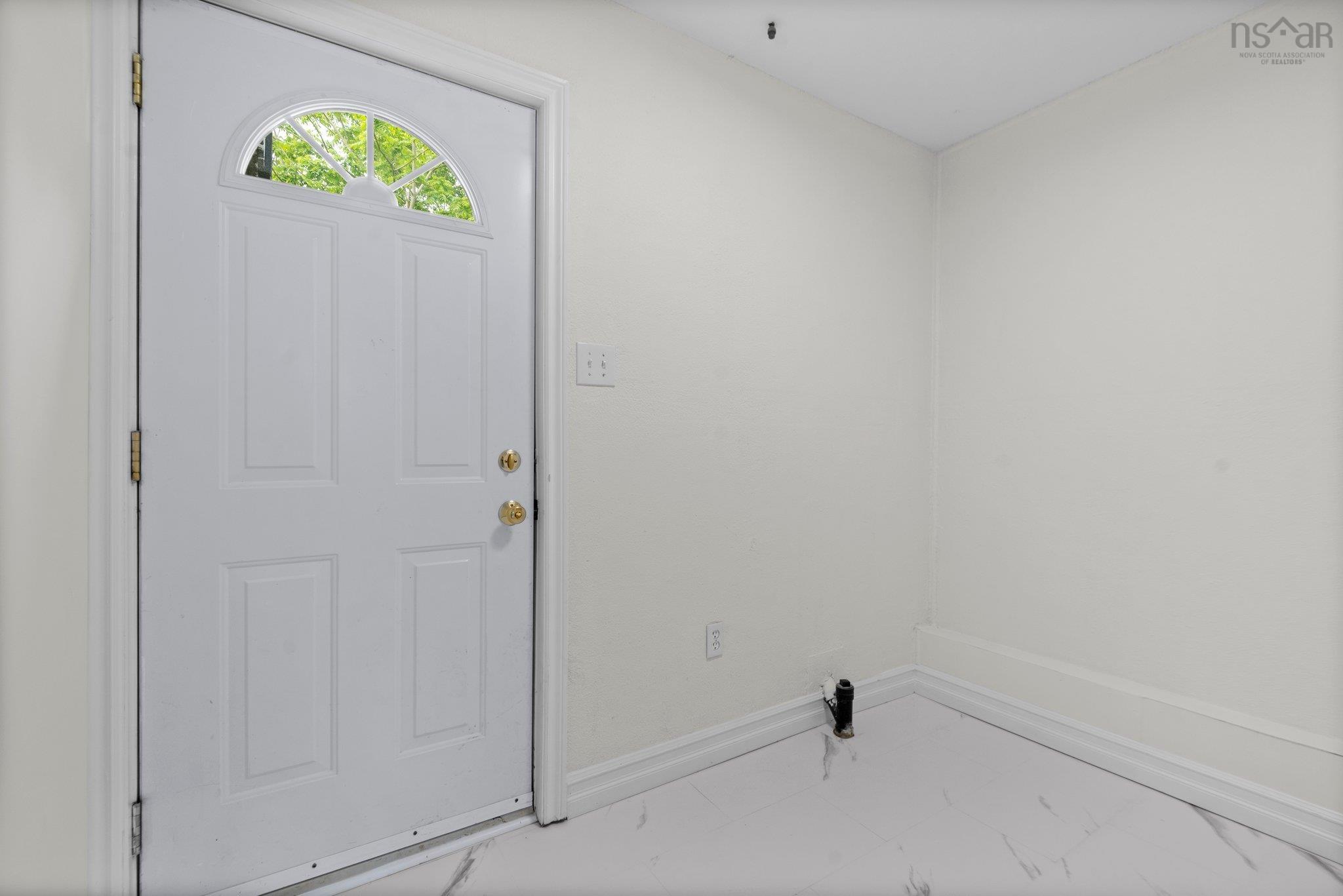 $549,900.00: 216 Caledonia Road, Dartmouth