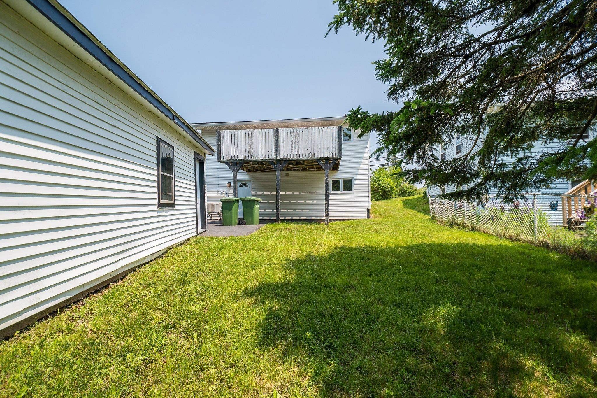 $549,900.00: 216 Caledonia Road, Dartmouth