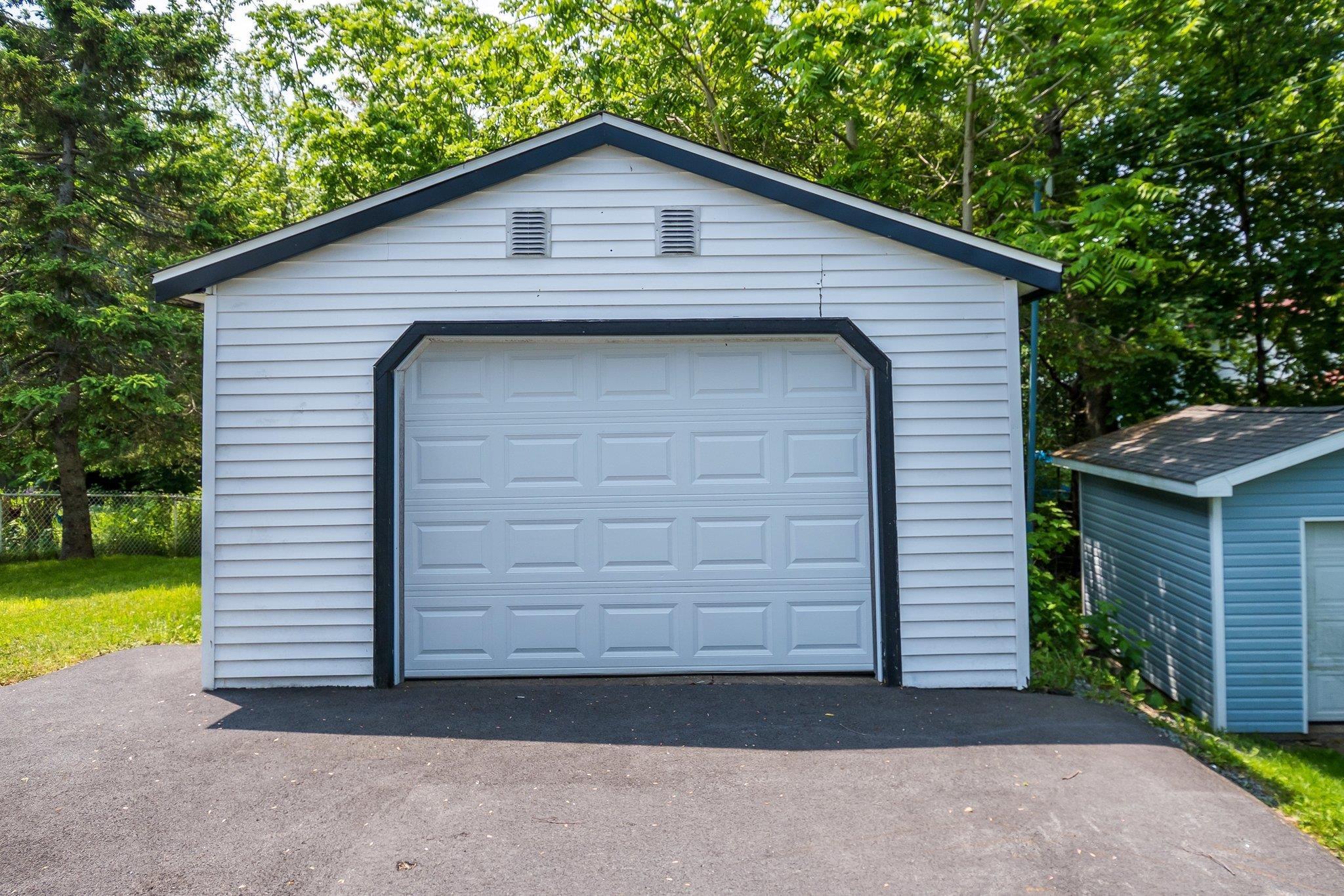 $549,900.00: 216 Caledonia Road, Dartmouth
