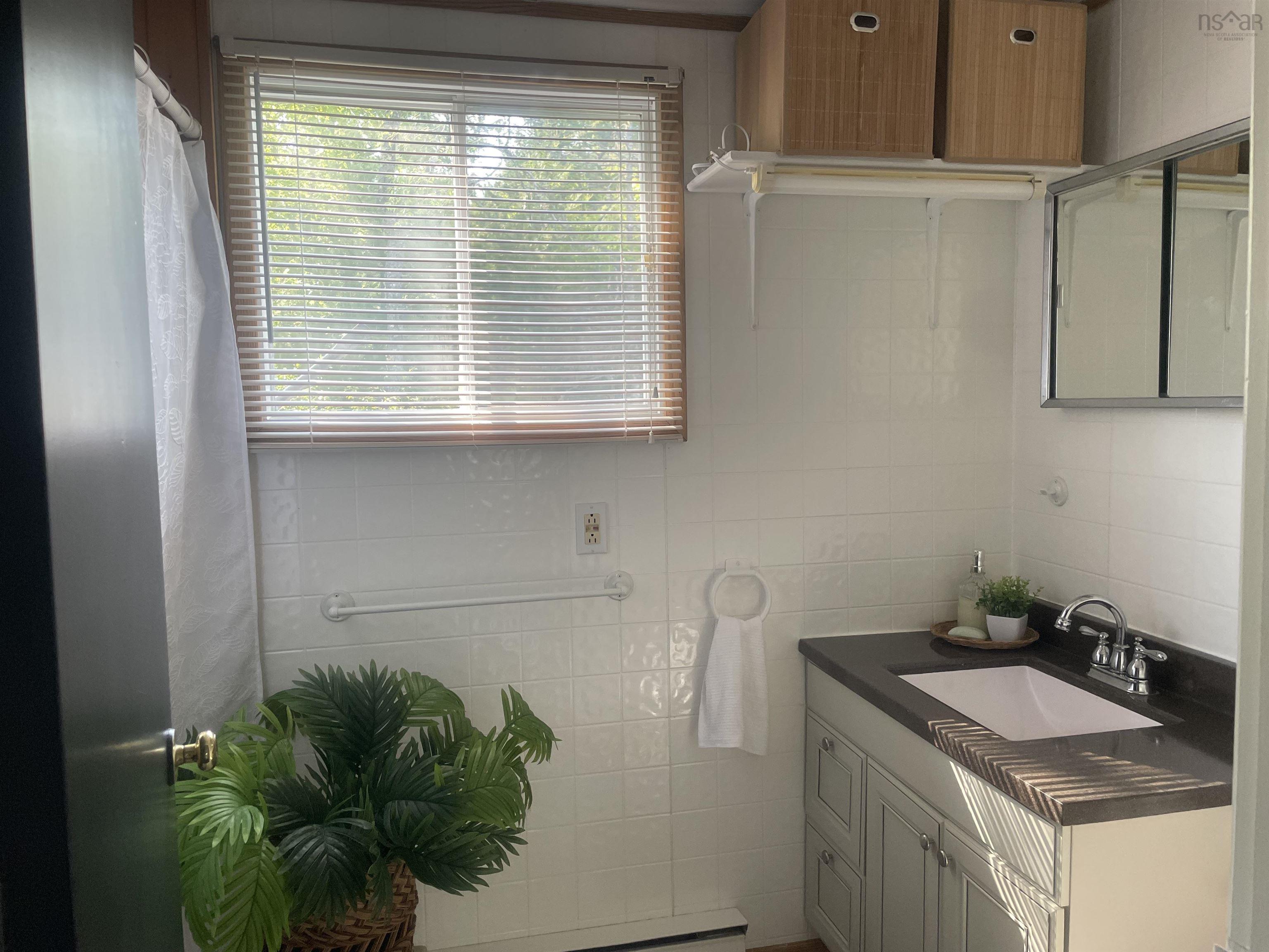 $210,000.00: 9 Mystery Lane, Lower Clyde River