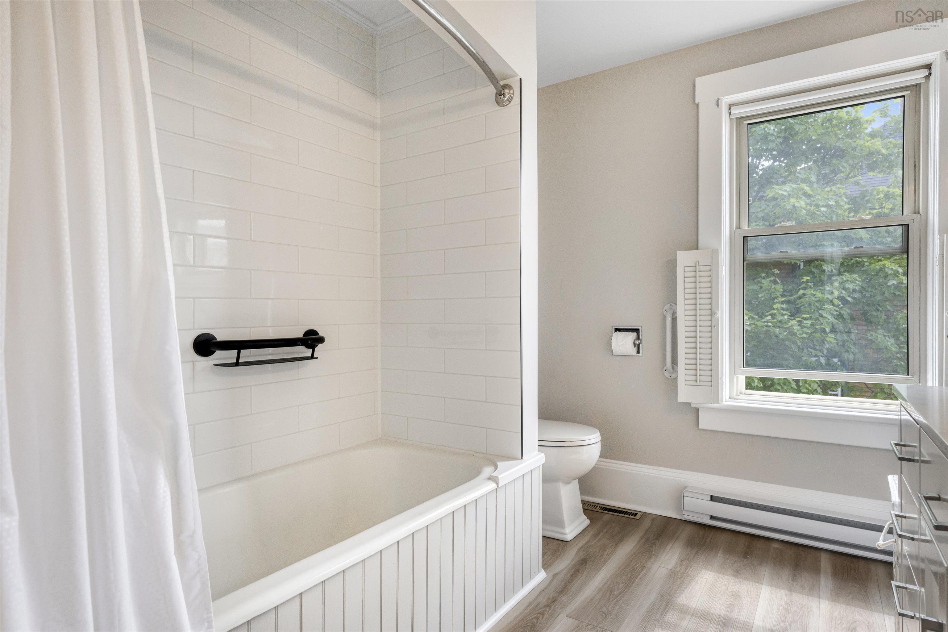 $695,000.00: 271 Montague Street, Lunenburg