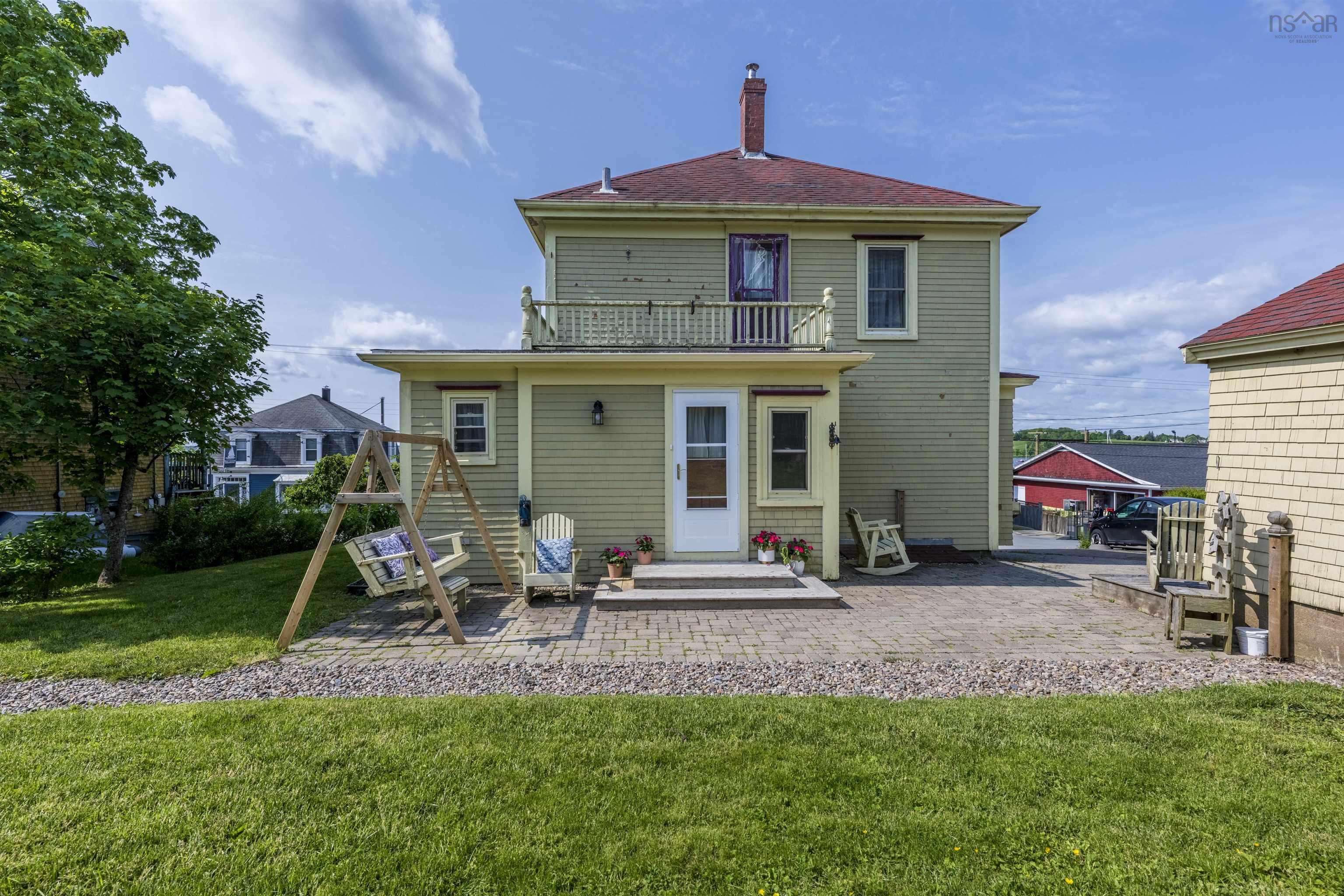 $695,000.00: 271 Montague Street, Lunenburg