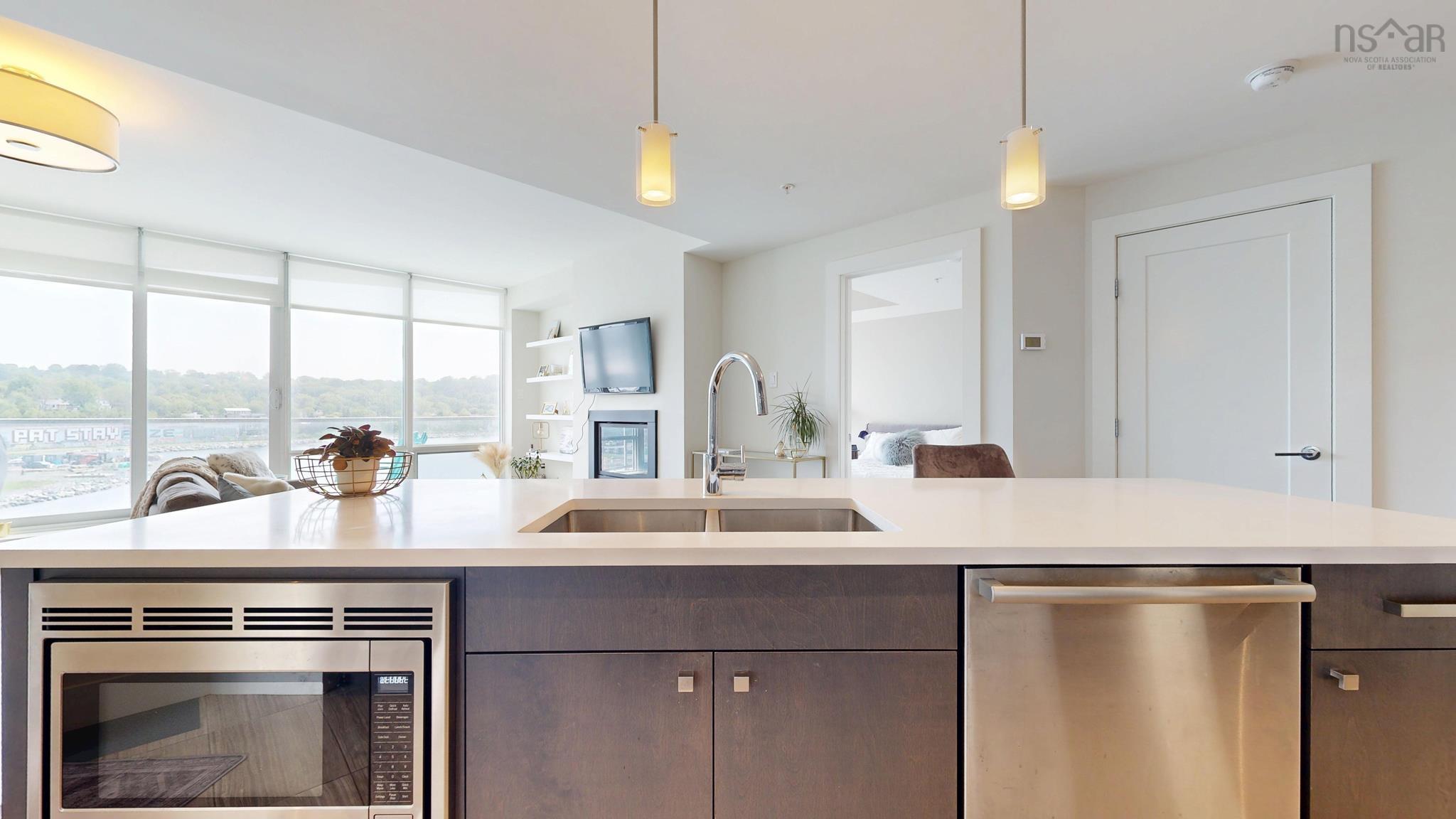 $489,900.00: 309 67 Kings Wharf Place, Dartmouth