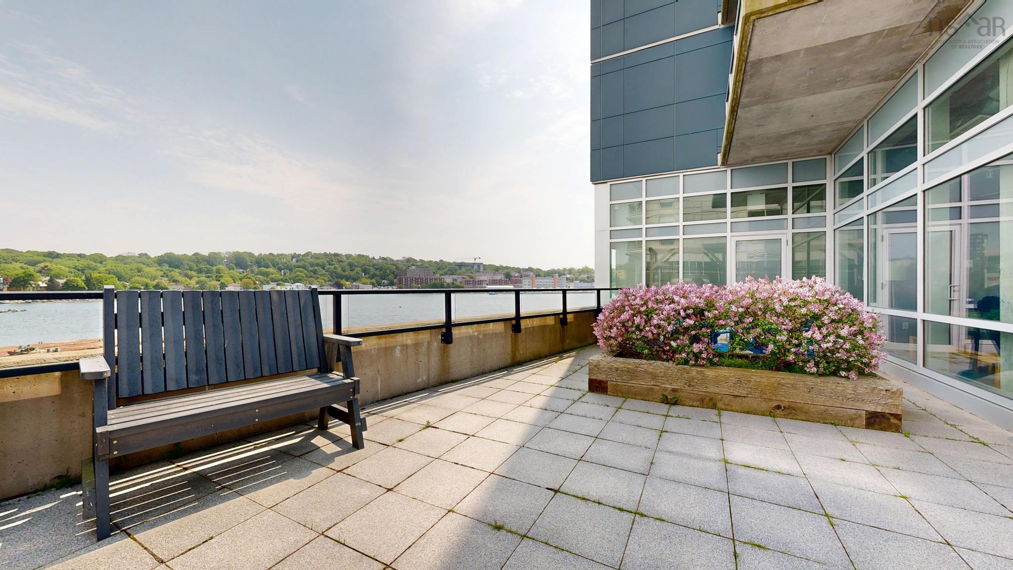 $489,900.00: 309 67 Kings Wharf Place, Dartmouth
