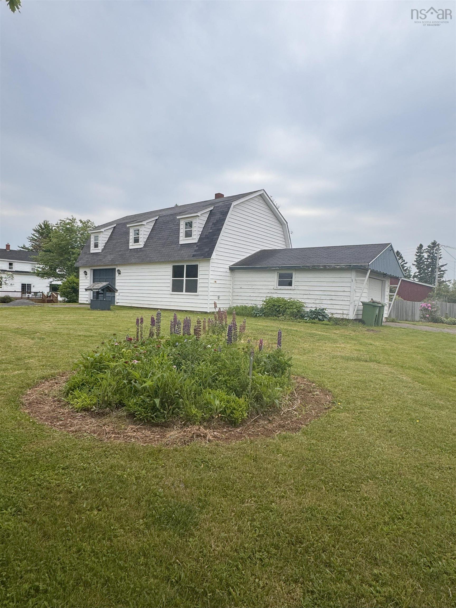 $389,900.00: 245-247 Gulf Shore Road, Pugwash
