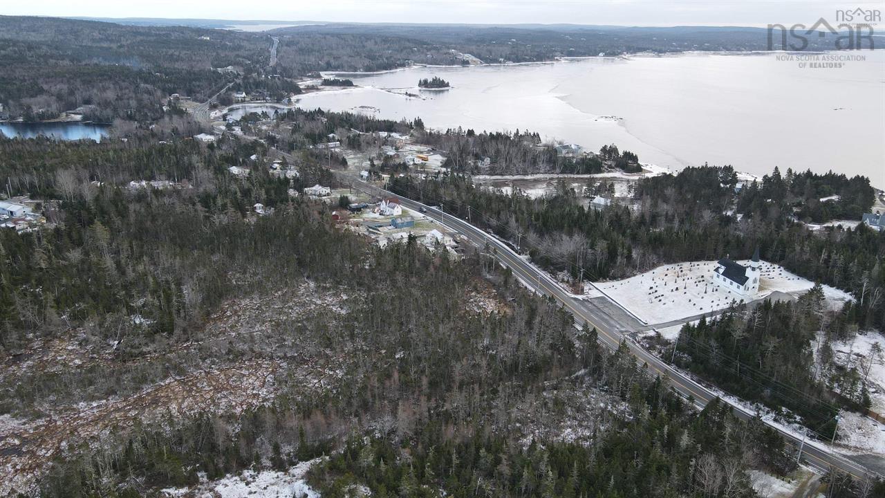 $79,000.00: 8463 7 Highway, Musquodoboit Harbour