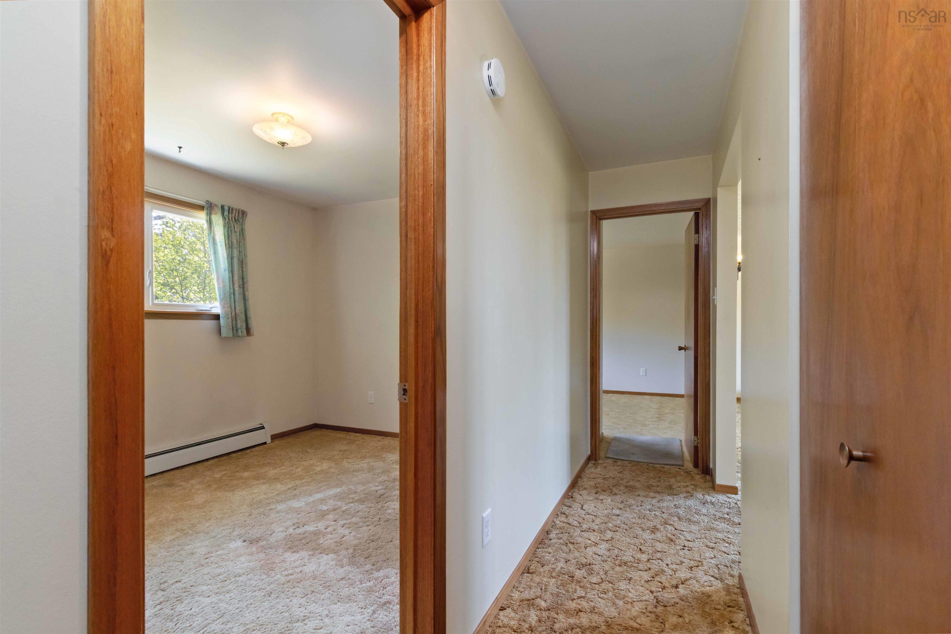 $399,900.00: 11395 Peggys Cove Road, Seabright