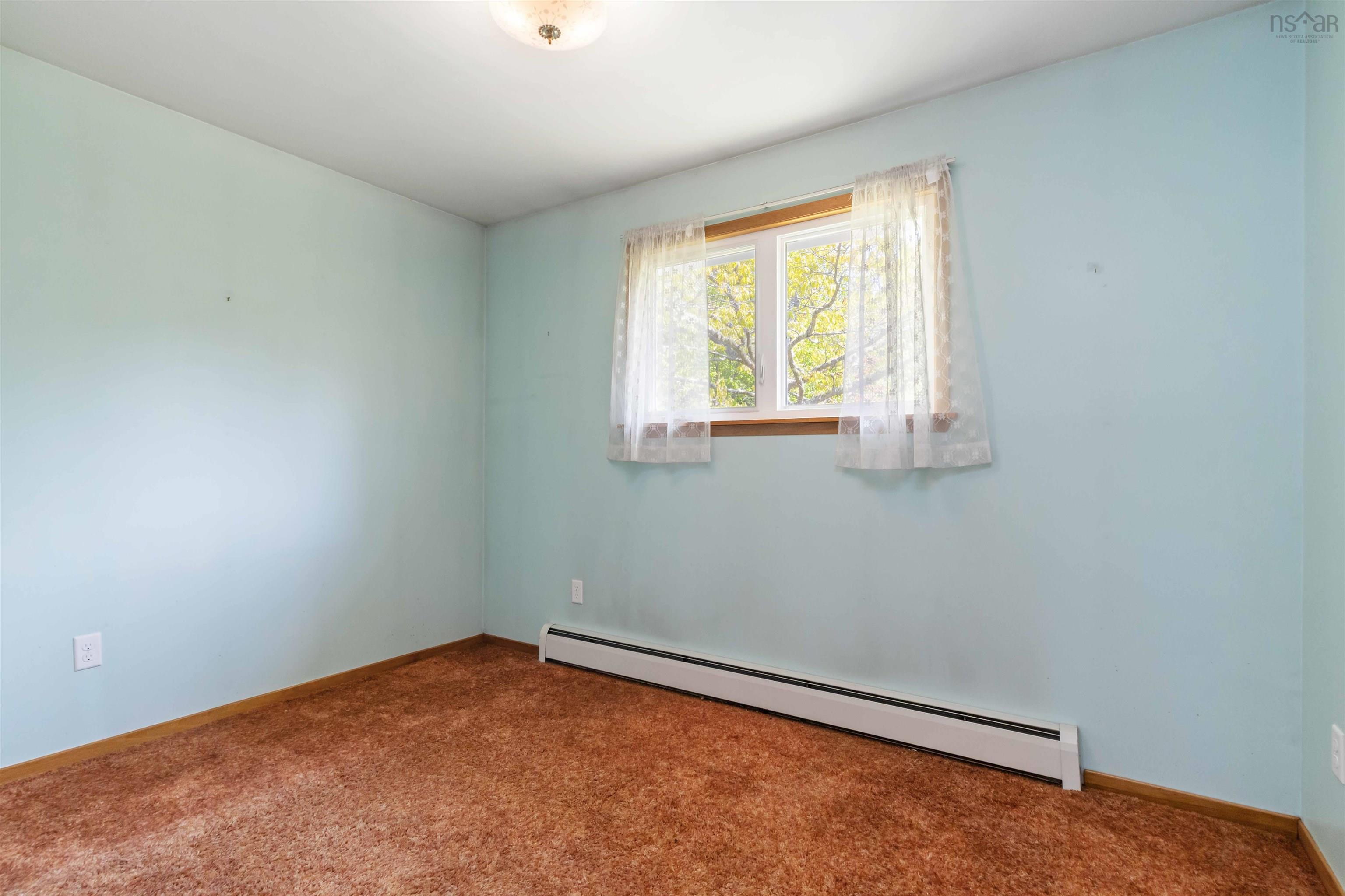 $399,900.00: 11395 Peggys Cove Road, Seabright