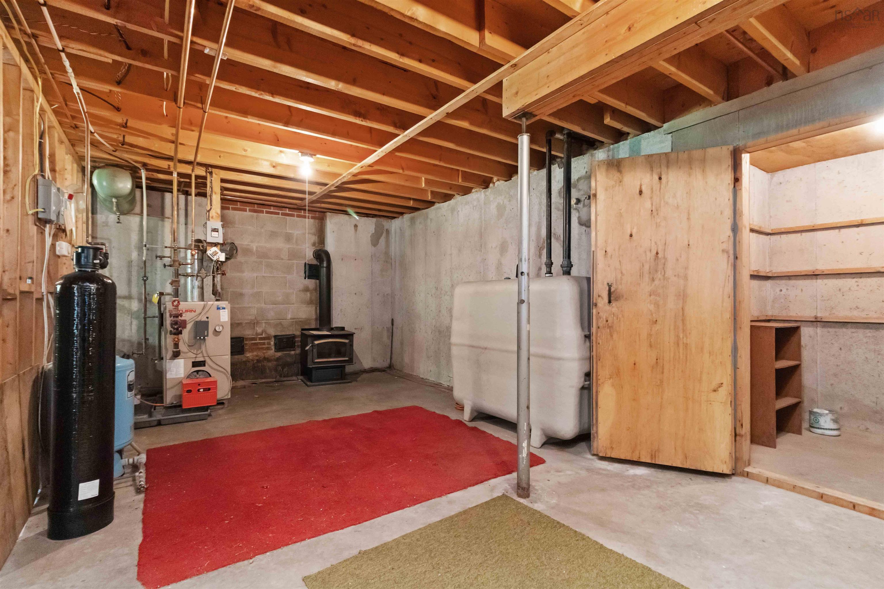 $399,900.00: 11395 Peggys Cove Road, Seabright
