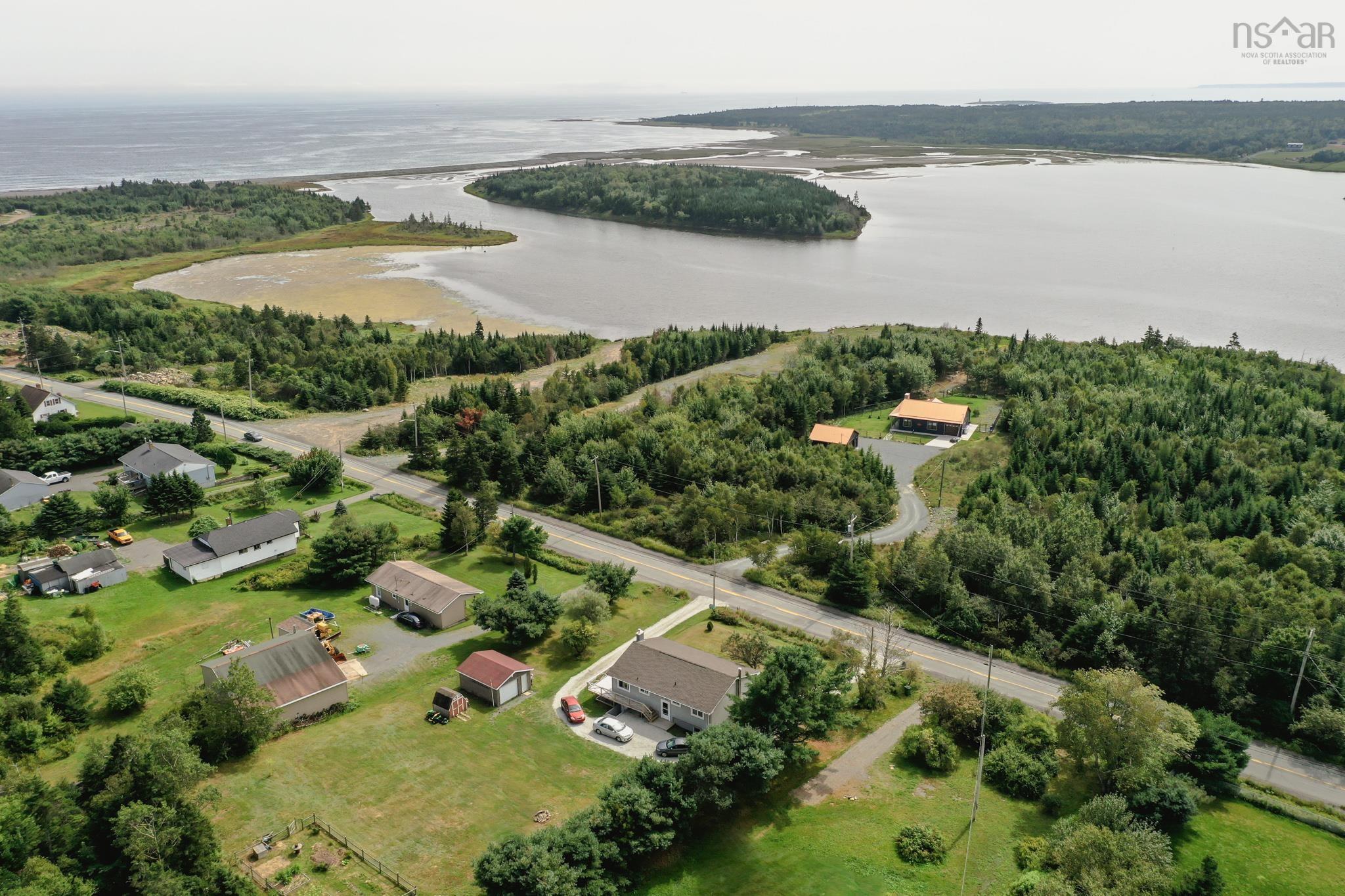 $564,999.00: 1070 Cow Bay Road, Cow Bay