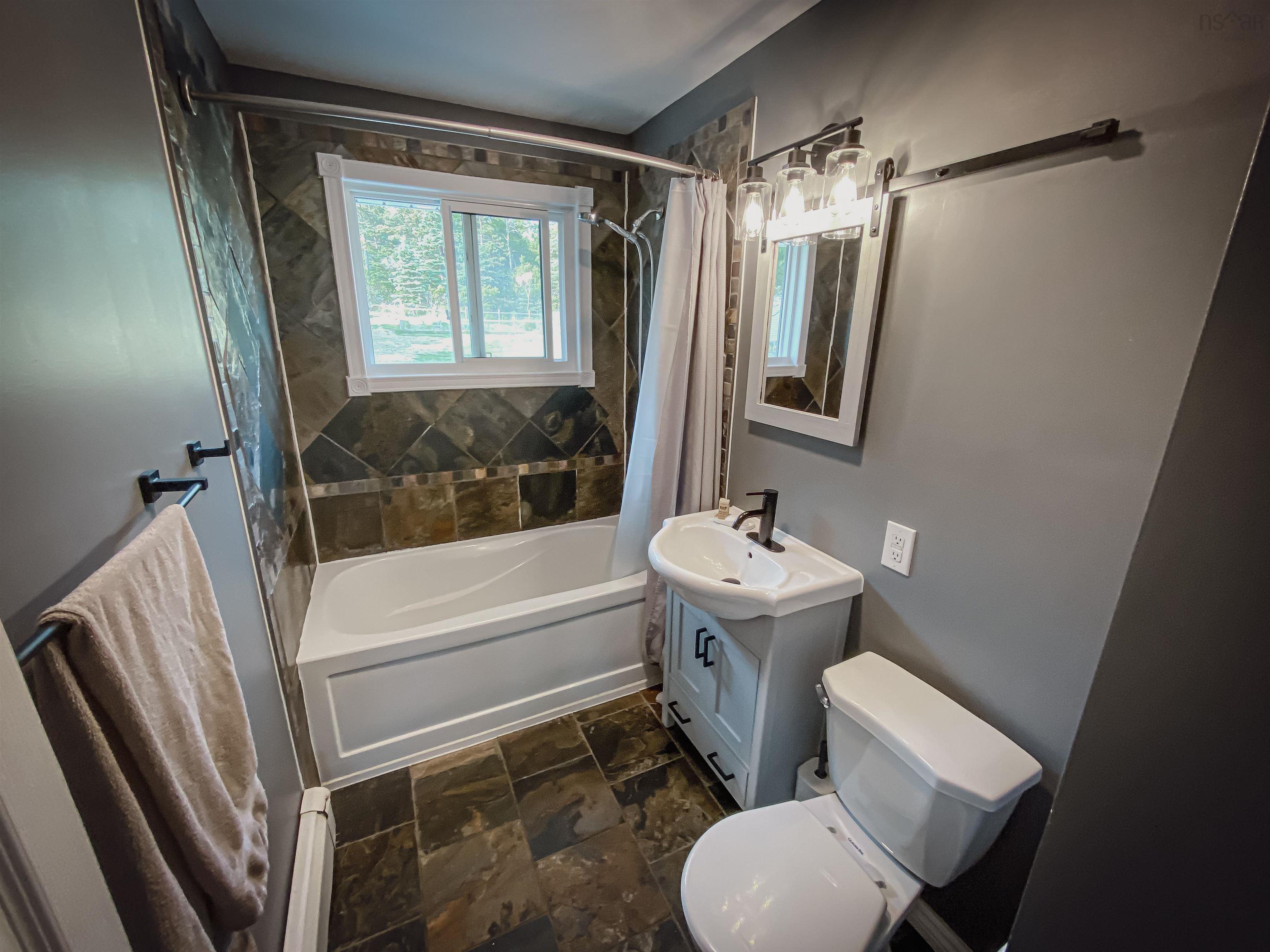 $564,999.00: 1070 Cow Bay Road, Cow Bay