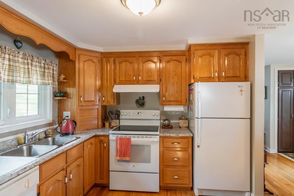 $850,000.00: 32 Memory Lane, Mount Uniacke