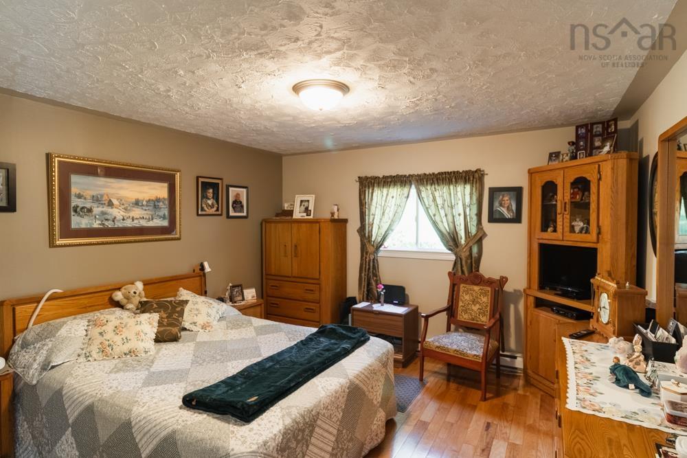 $850,000.00: 32 Memory Lane, Mount Uniacke