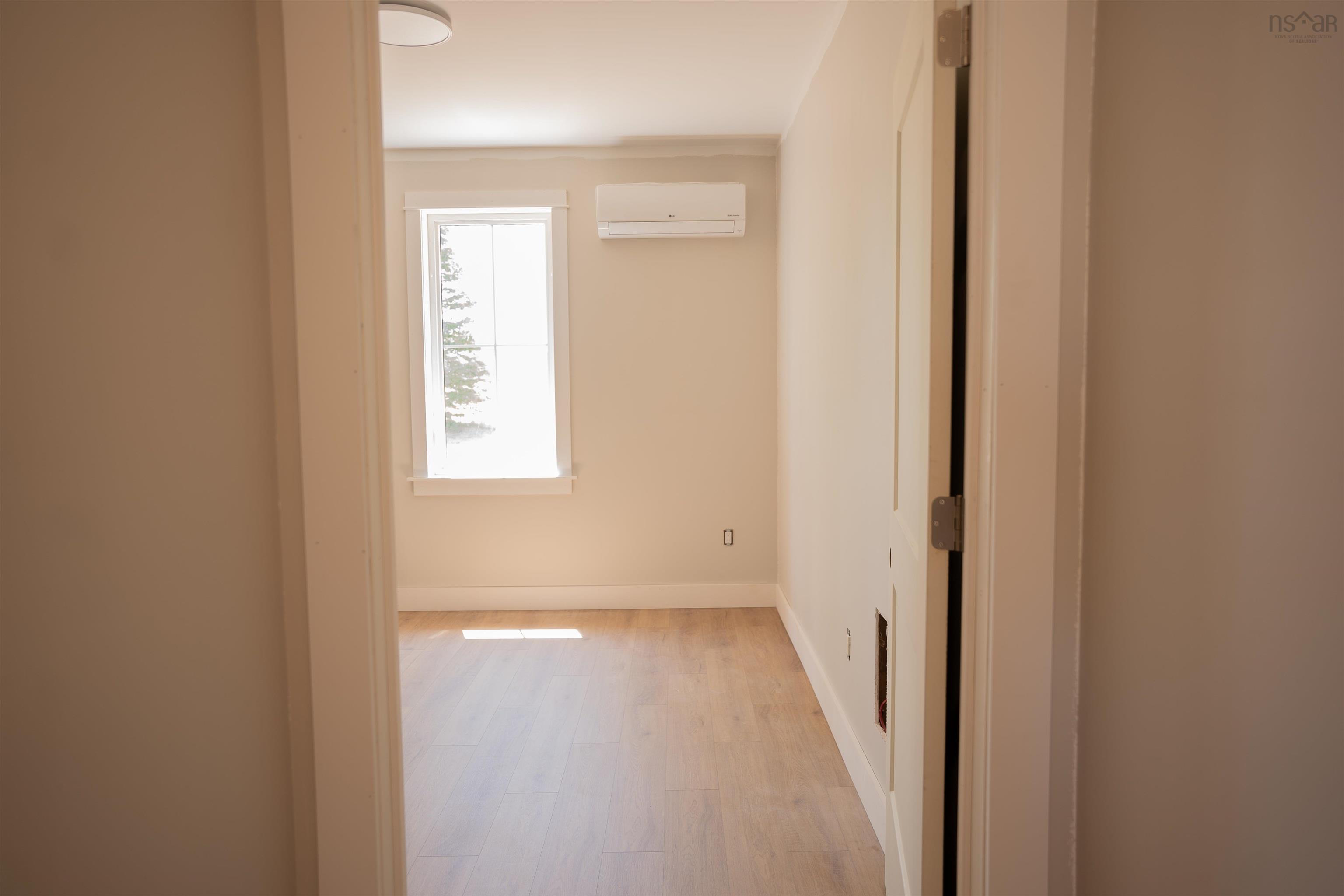 $689,900.00: 15 Kearne Avenue, Kingston