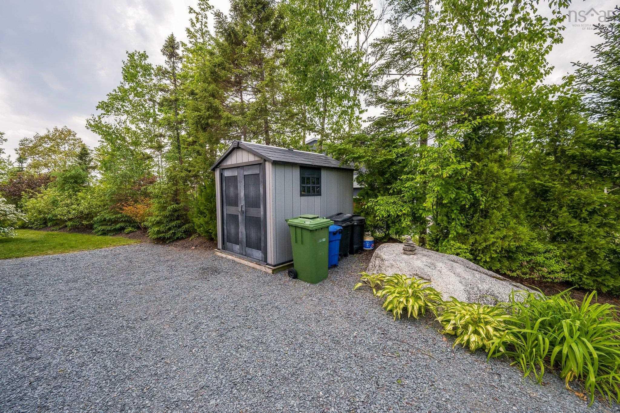 $1,295,000.00: 327 Birch Bear Run, Lewis Lake