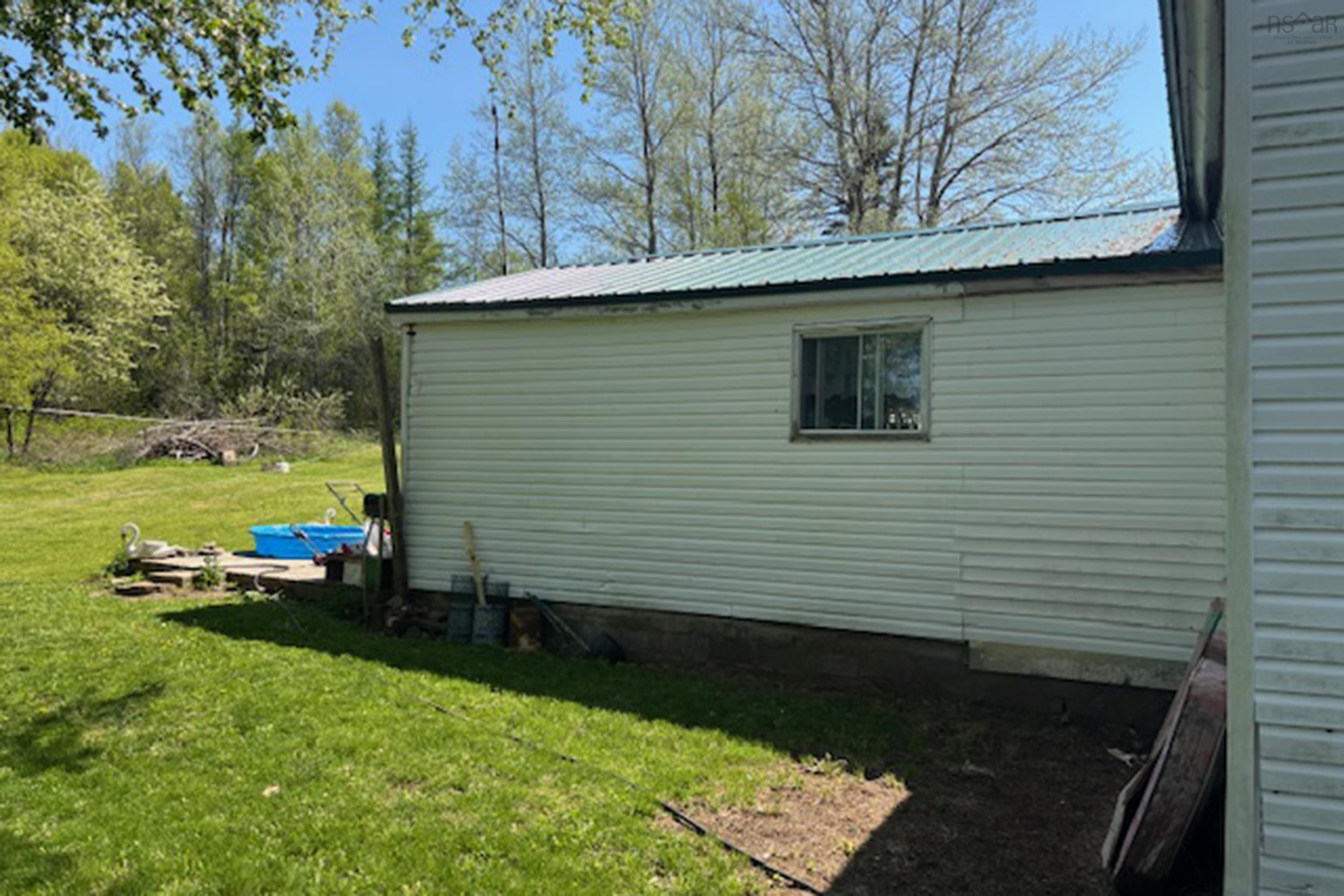 $109,900.00: 2438 Highway 242, River Hebert East