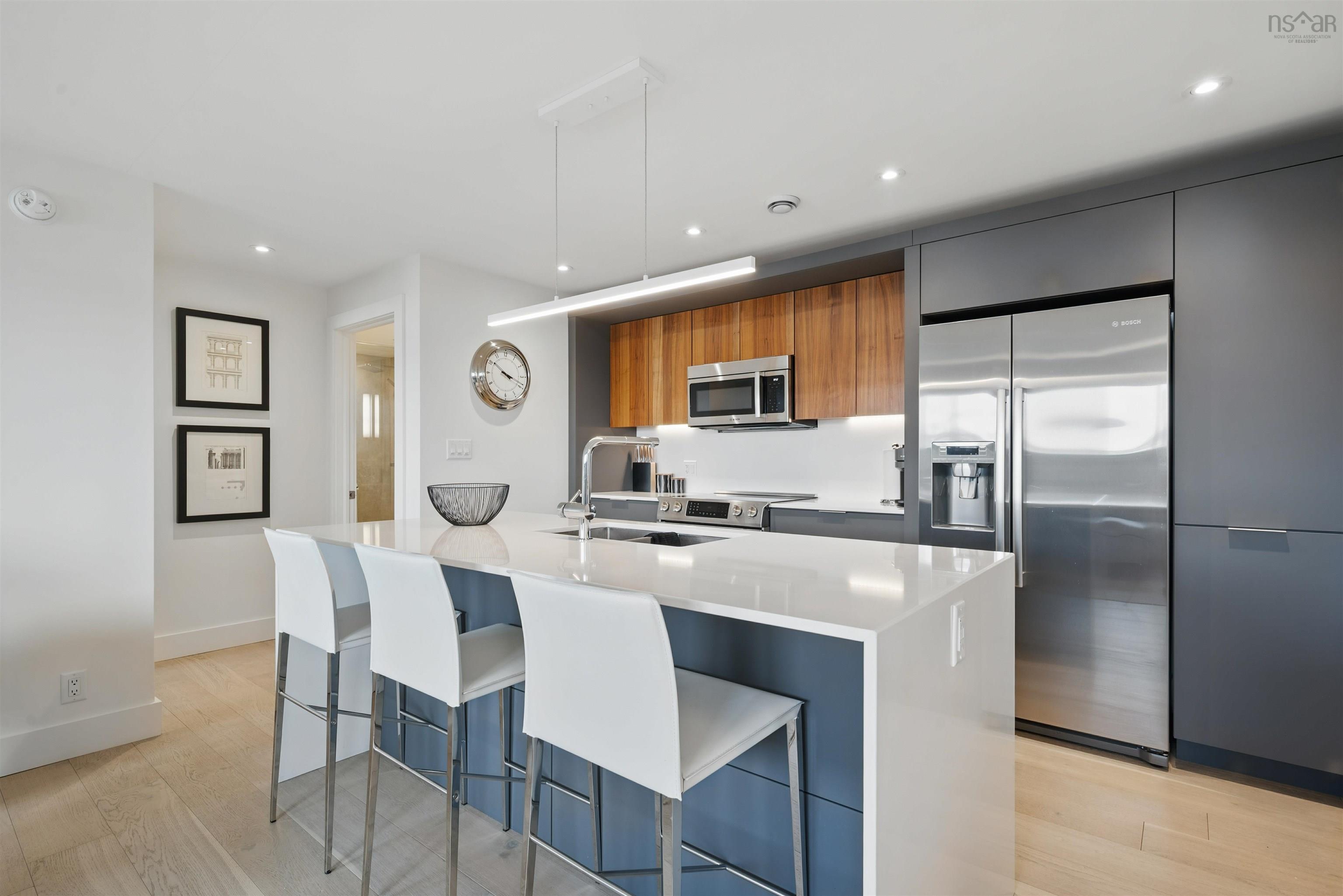 $1,500,000.00: 90 Shore Road, Dartmouth